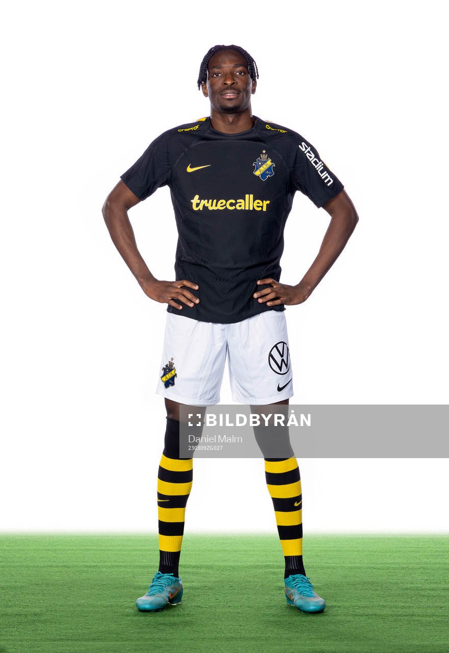 s Collins Sichenje