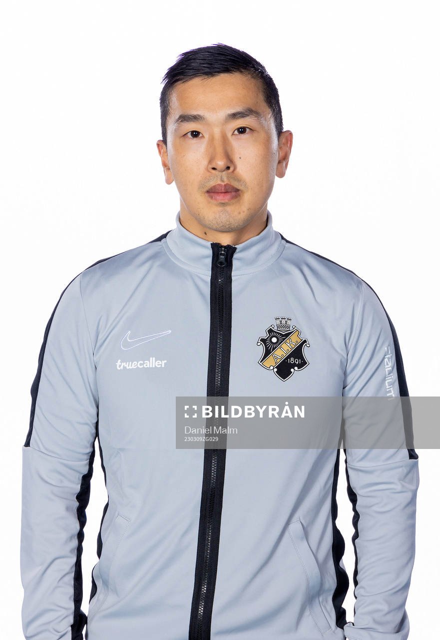 s Chefstränare Jesper Björk