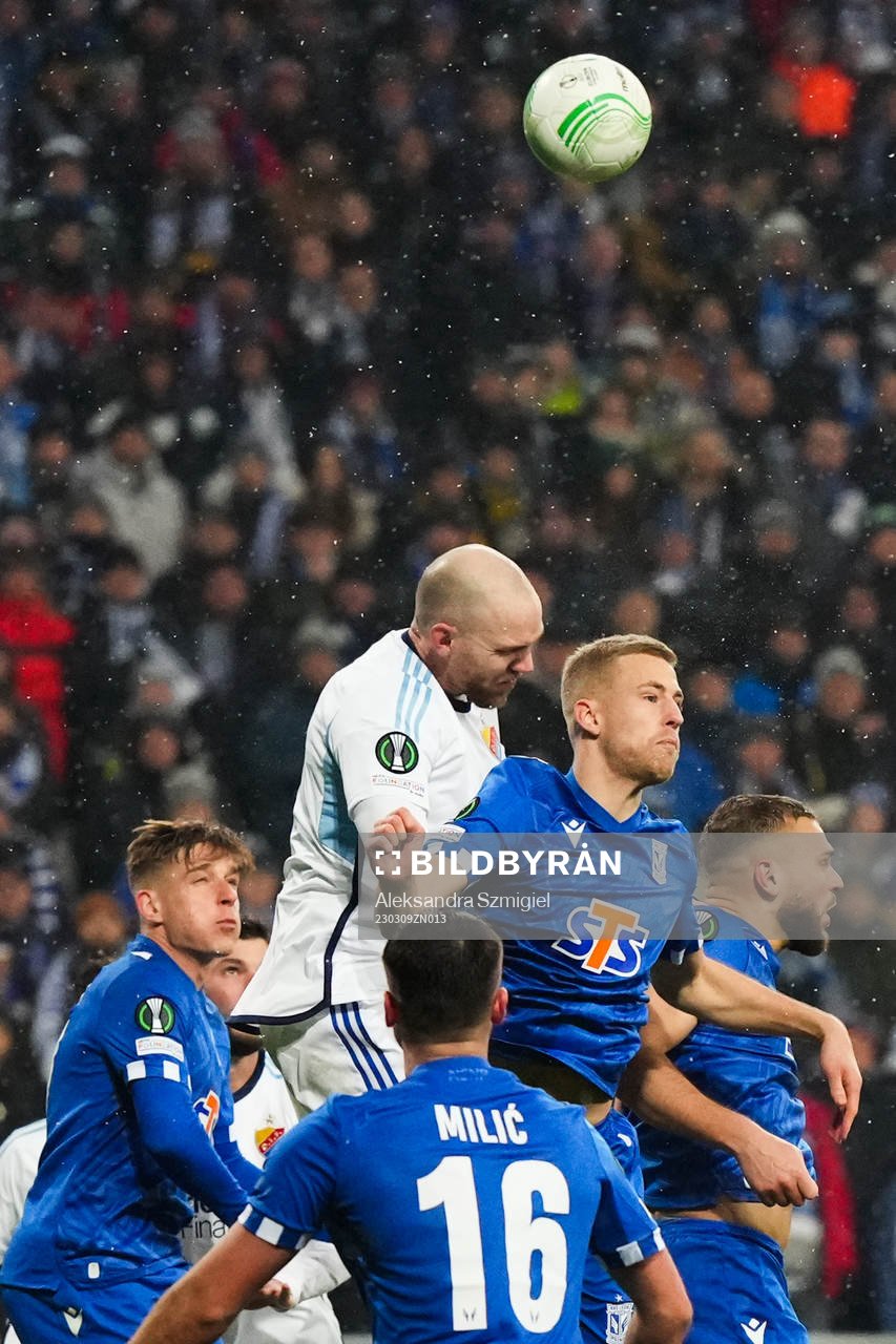 Marcus Danielson of Djurgården and Filip Dagerstål of