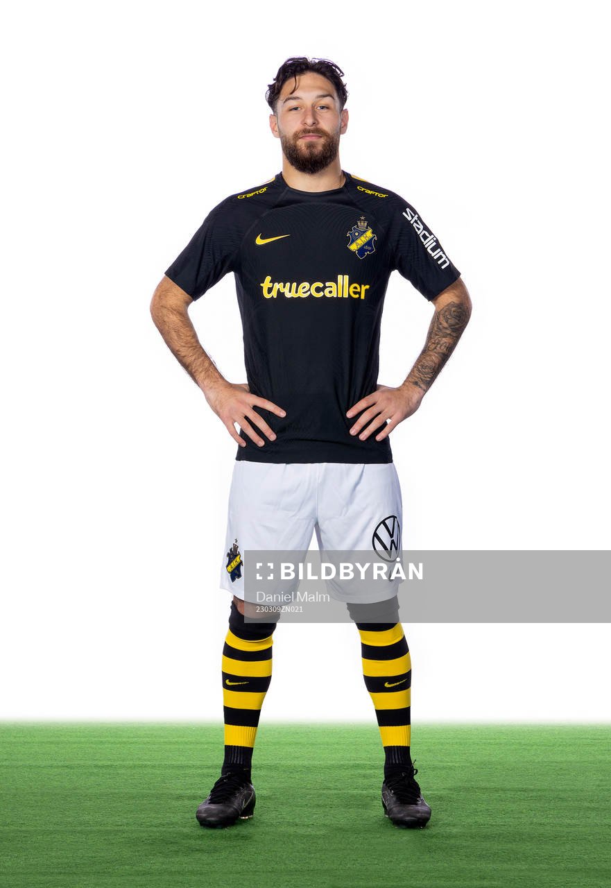 s Elias Durmaz