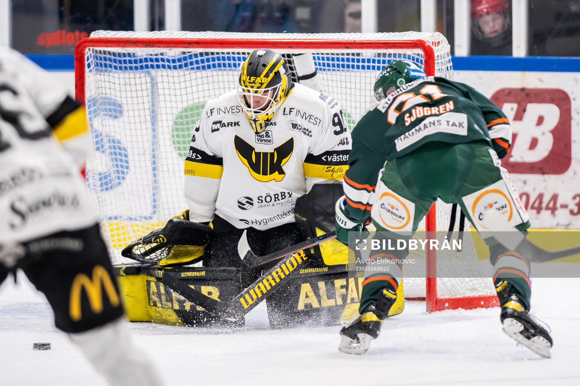 Västerås målvakt Ian Blomquist och Kristianstads Malte