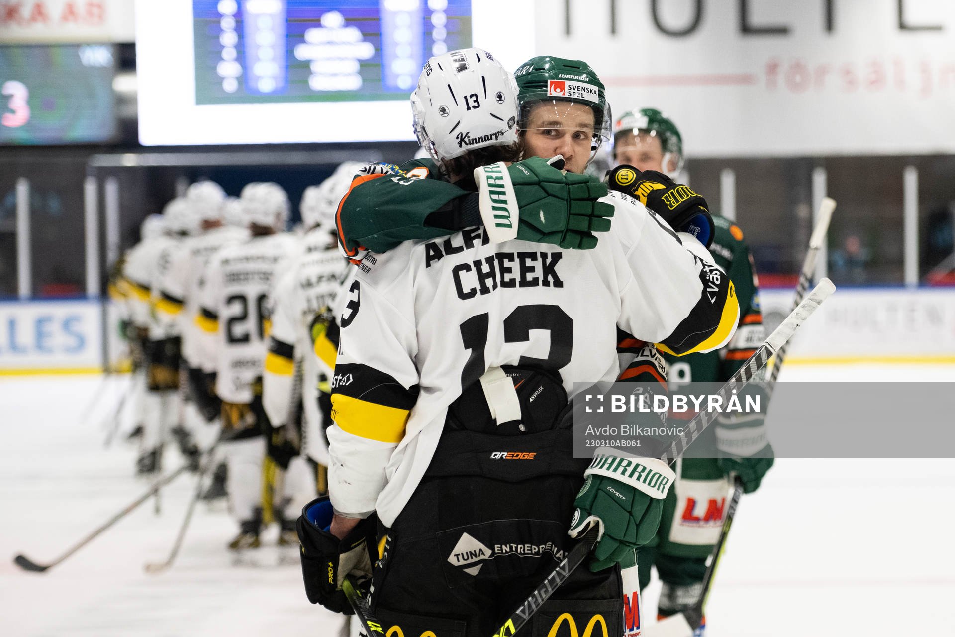 Kristianstads Roope Laavainen och Västerås Trevor Cheek