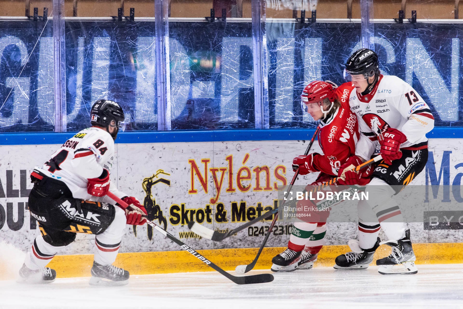 Moras Anton Heikkinen mot Vita Hästens Jimmy Andersson och