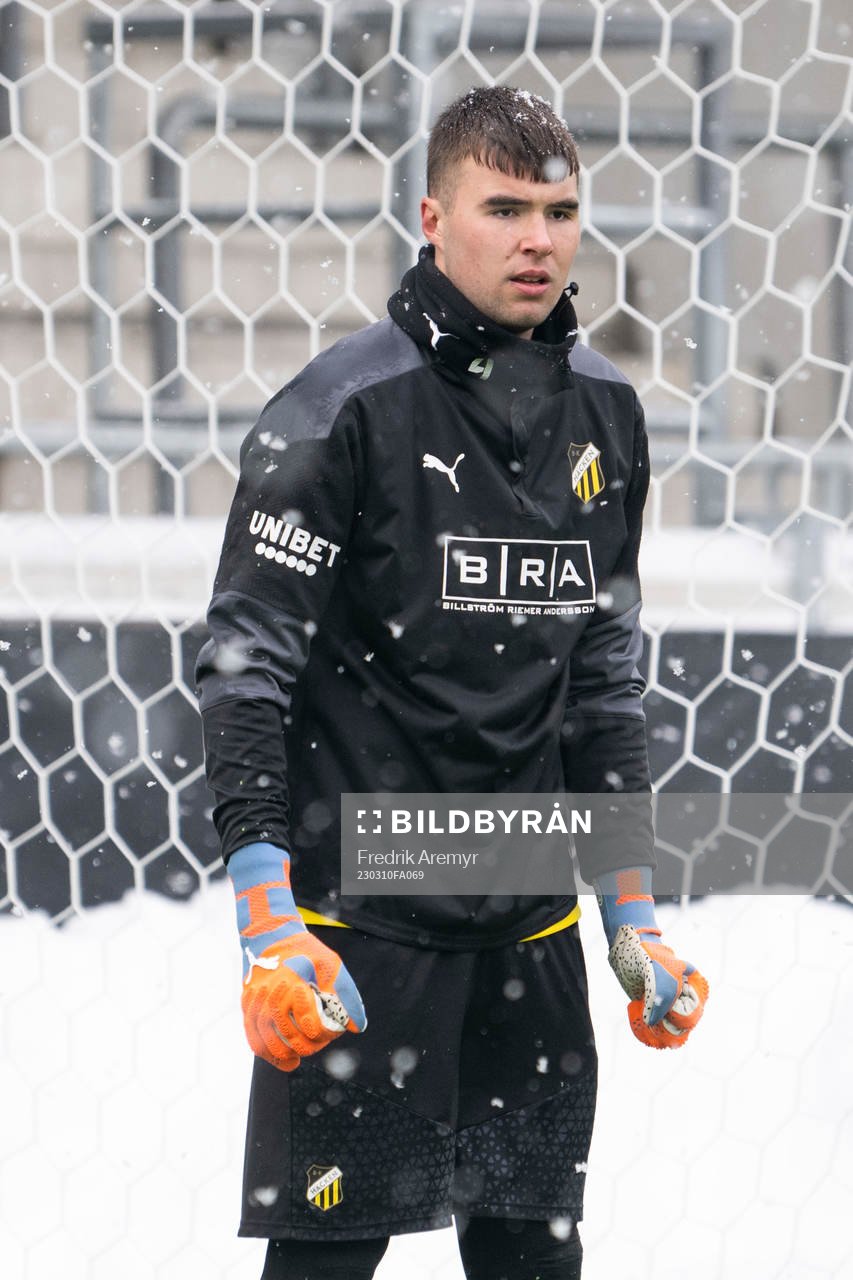 målvakt Sebastian Banozic