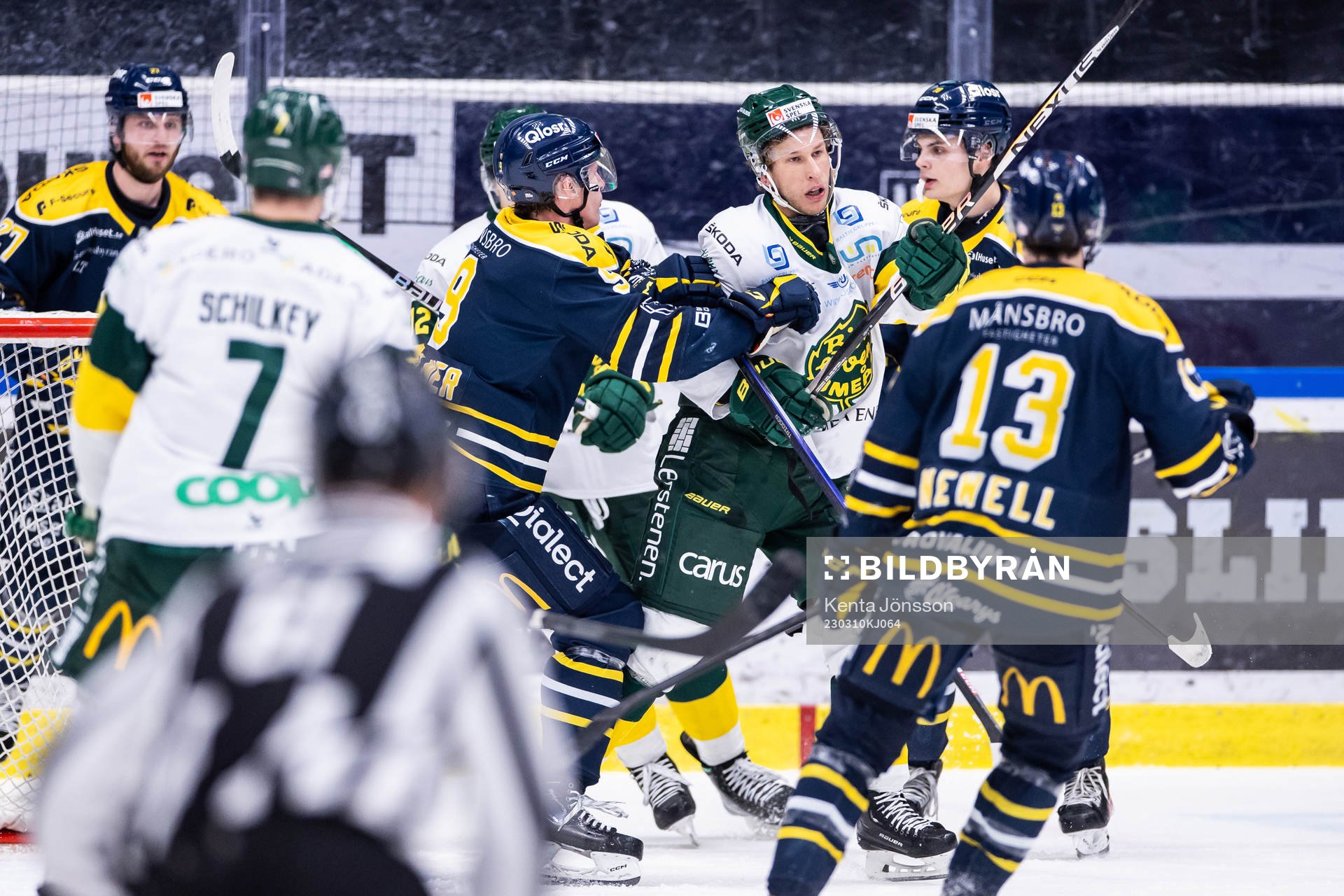 Björklövens Fredrik Weigel i bråk med Södertäljes Leon