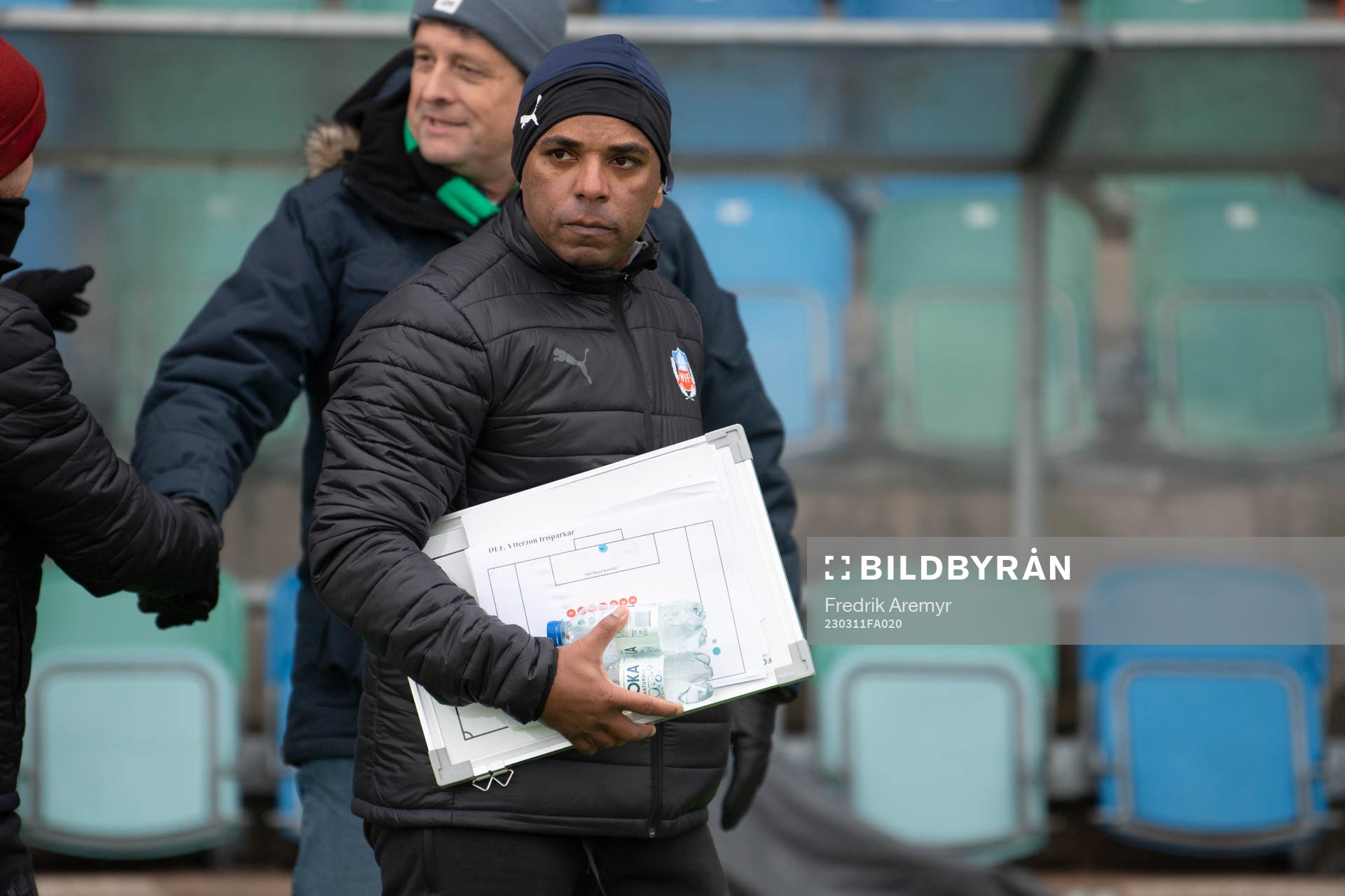 Helsingborgs tränare Alvaro Santos deppar