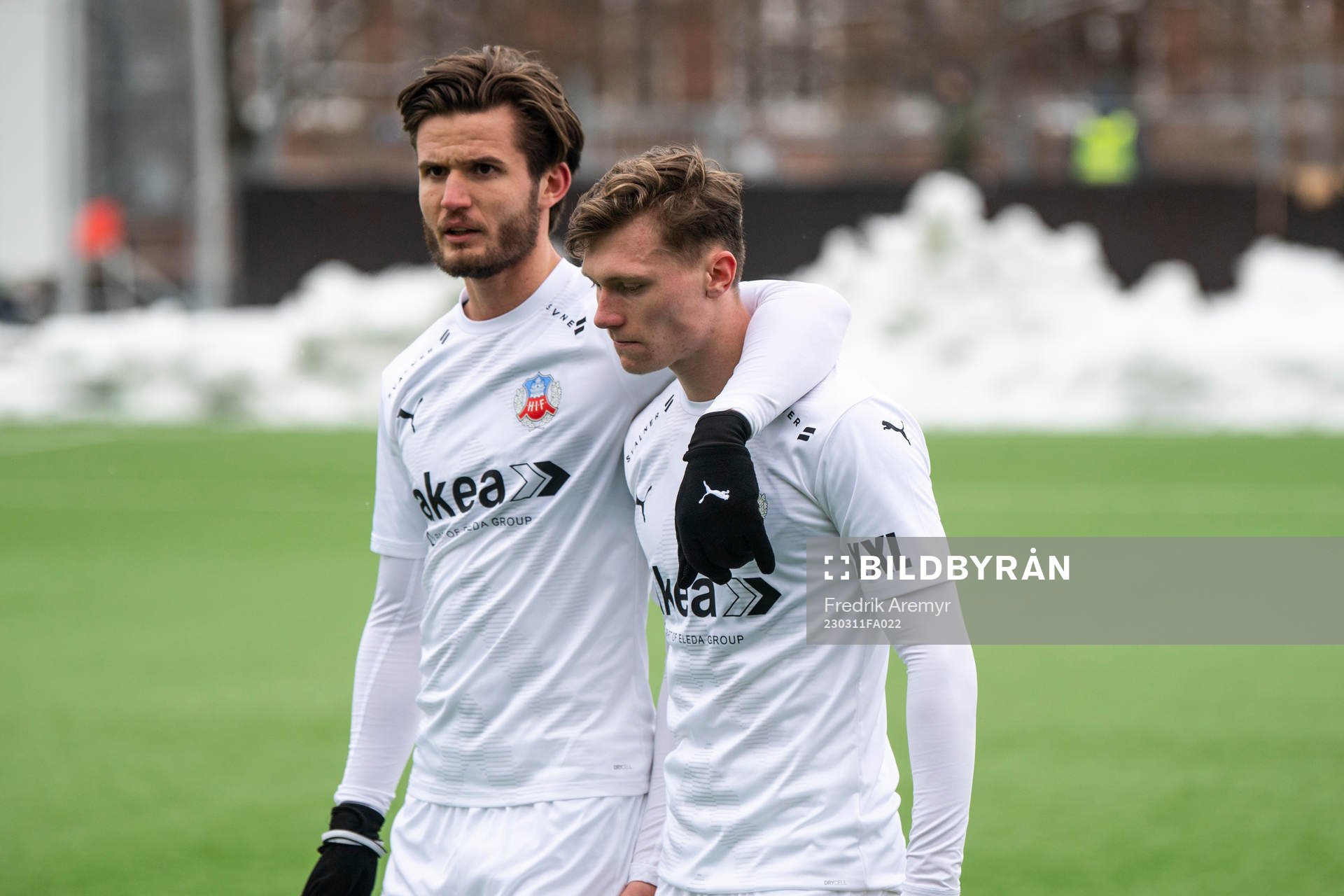 Helsingborgs Wilhelm Loeper och Anton Nilsson deppar