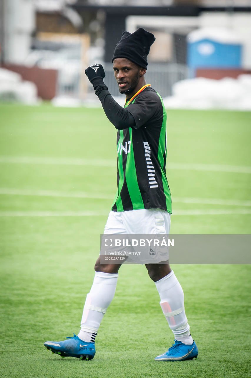 GAIS Rickard Emeka Friday jublar