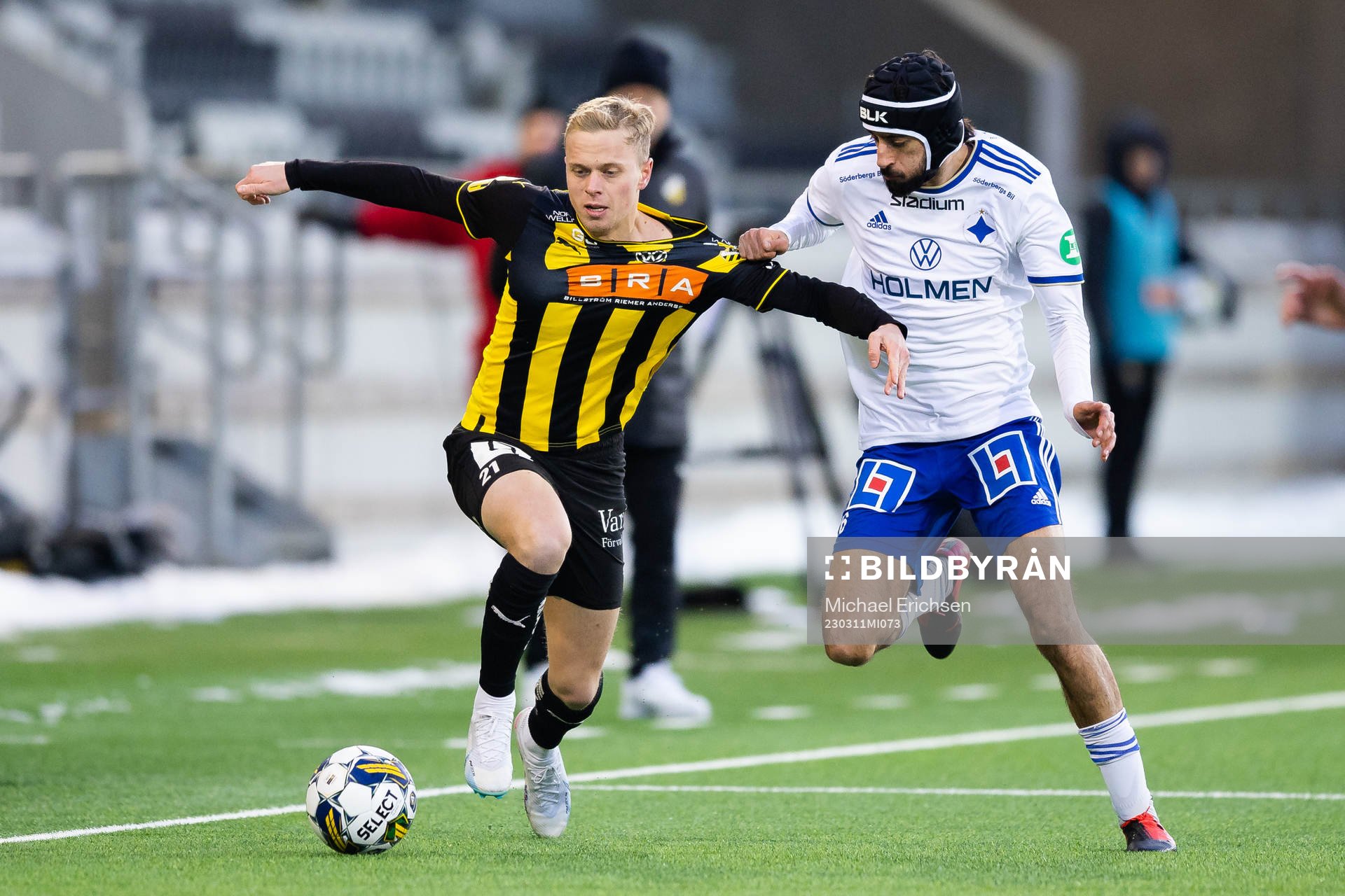 Häckens Tomas Olai Totland och IFK Norrköpings Kristoffer