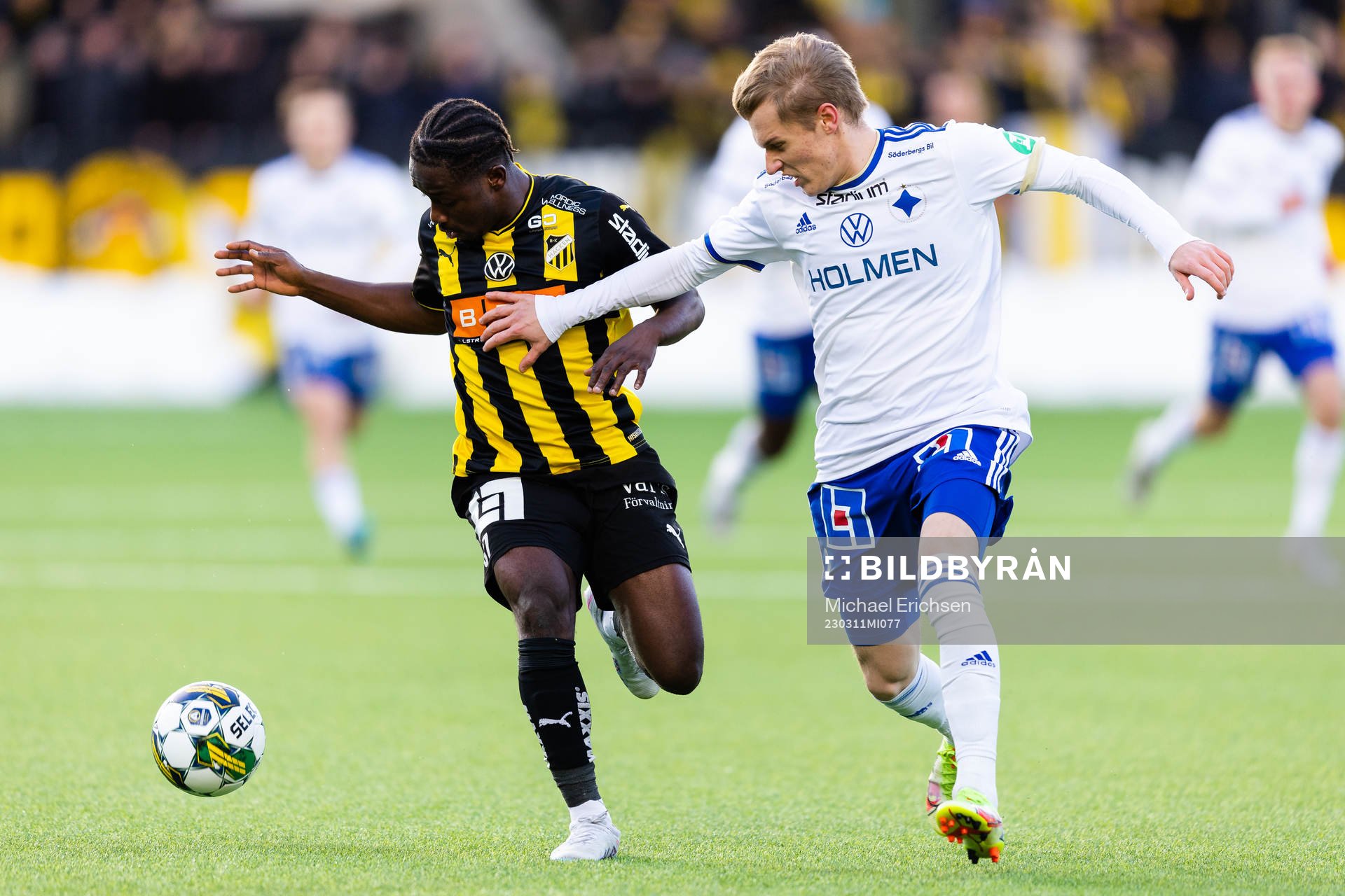 Häckens Ibrahim Sadiq och IFK Norrköpings Marcus Baggesen