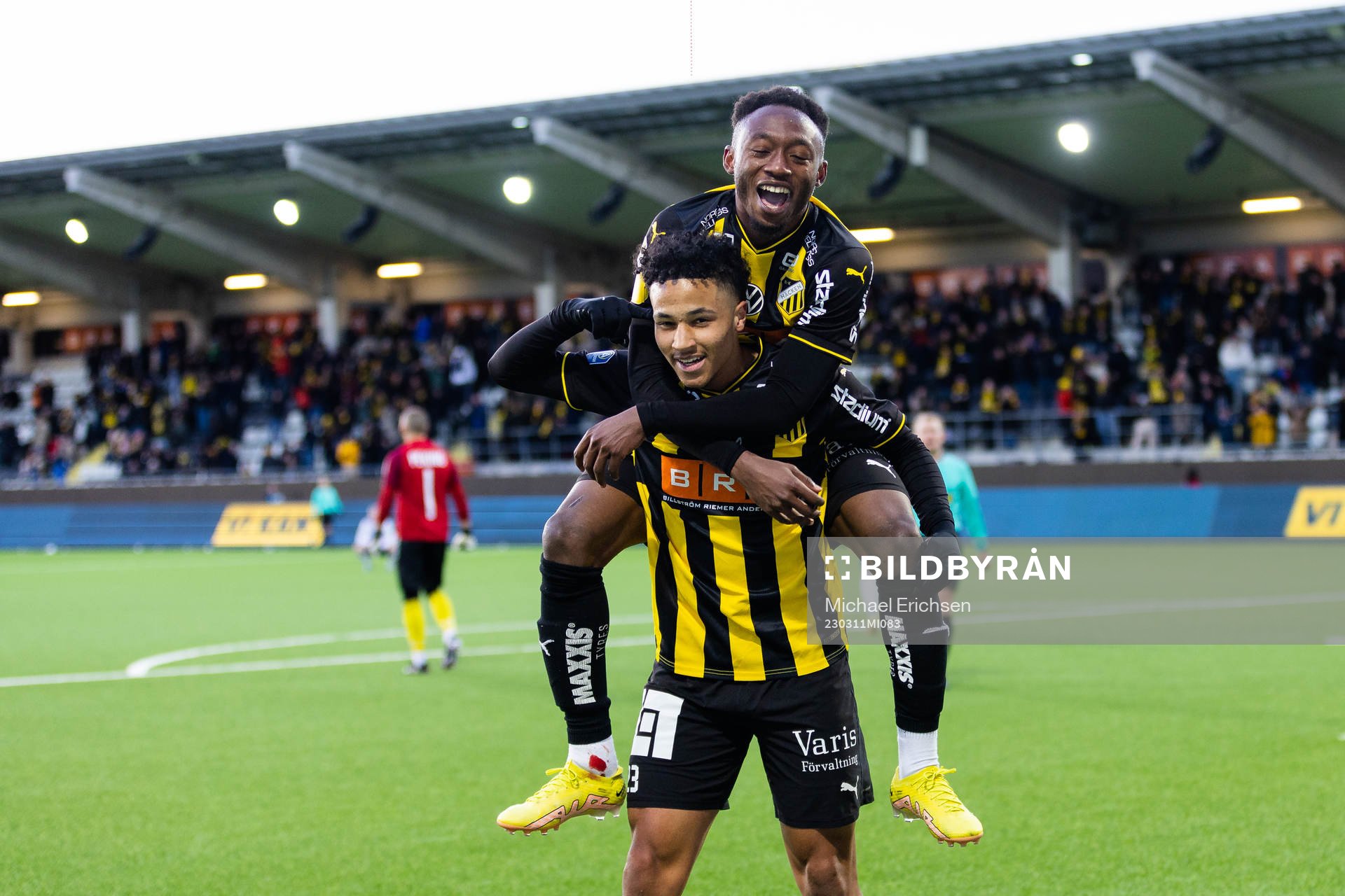 Häckens Momodou Lamin Sonko jublar