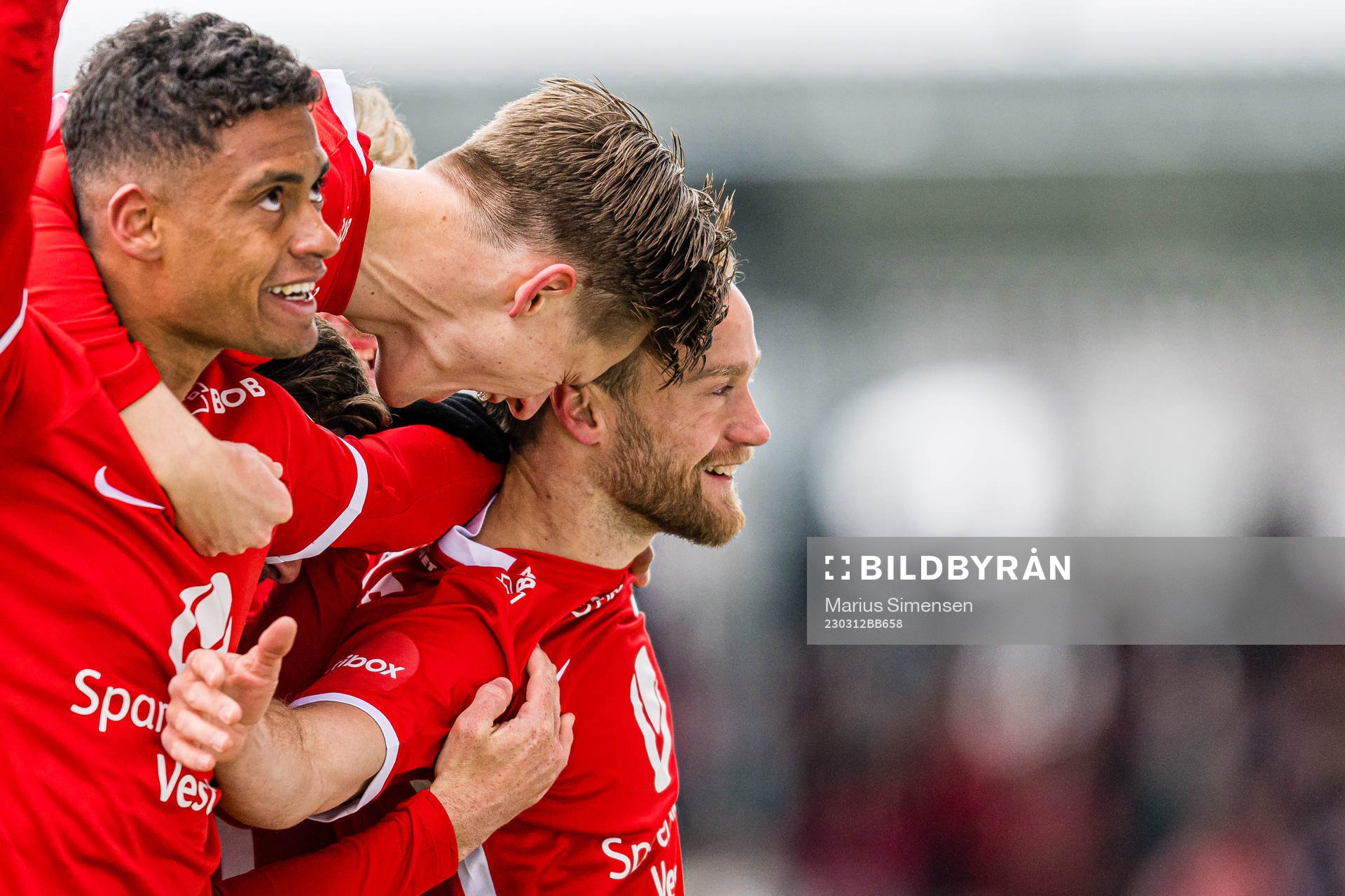 Bård Finne of Brann celebrates