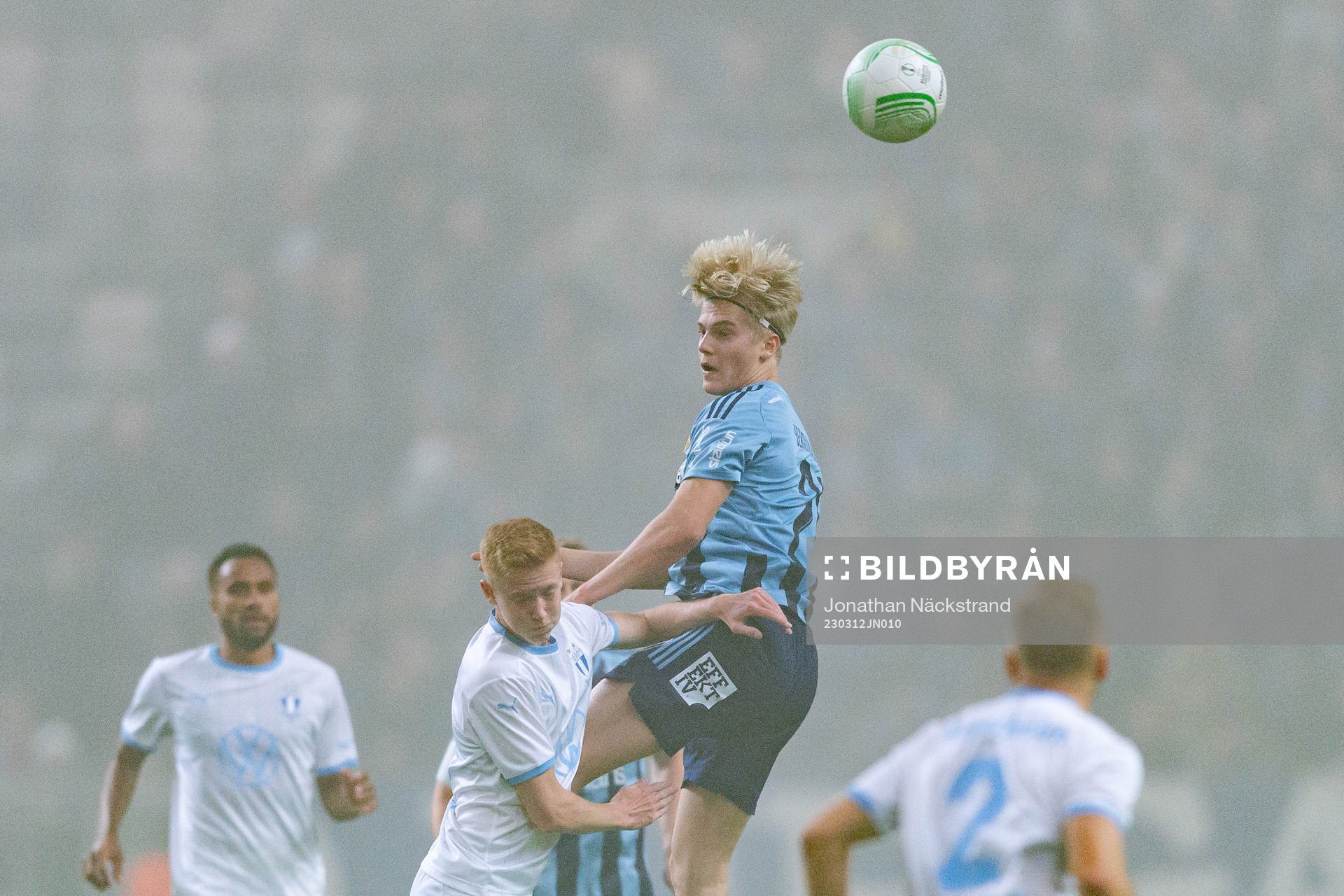 Malmö FFs Hugo Larsson och Djurgårdens Lucas Bergvall