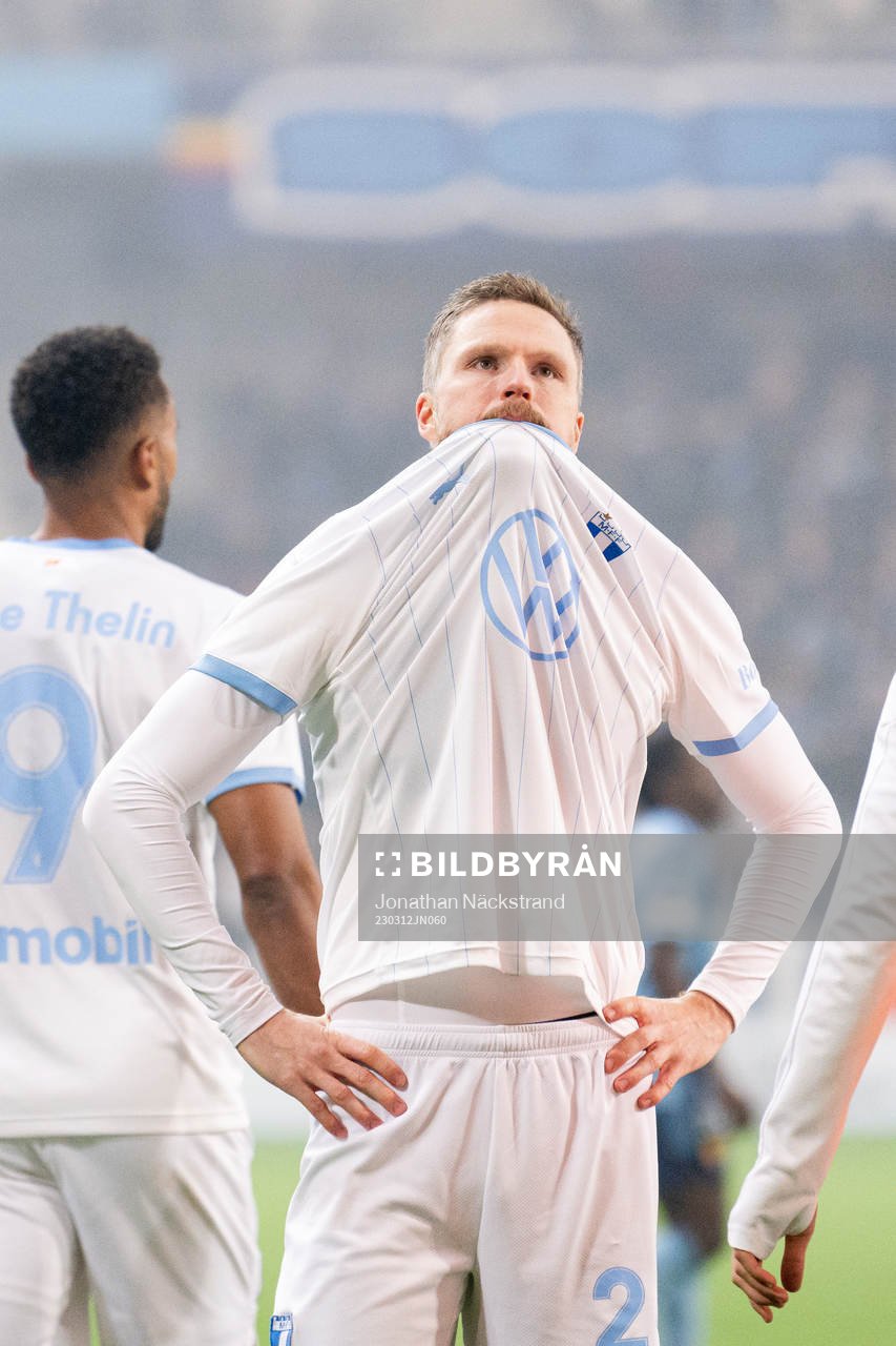 Malmö FFs Lasse Nielsen deppar