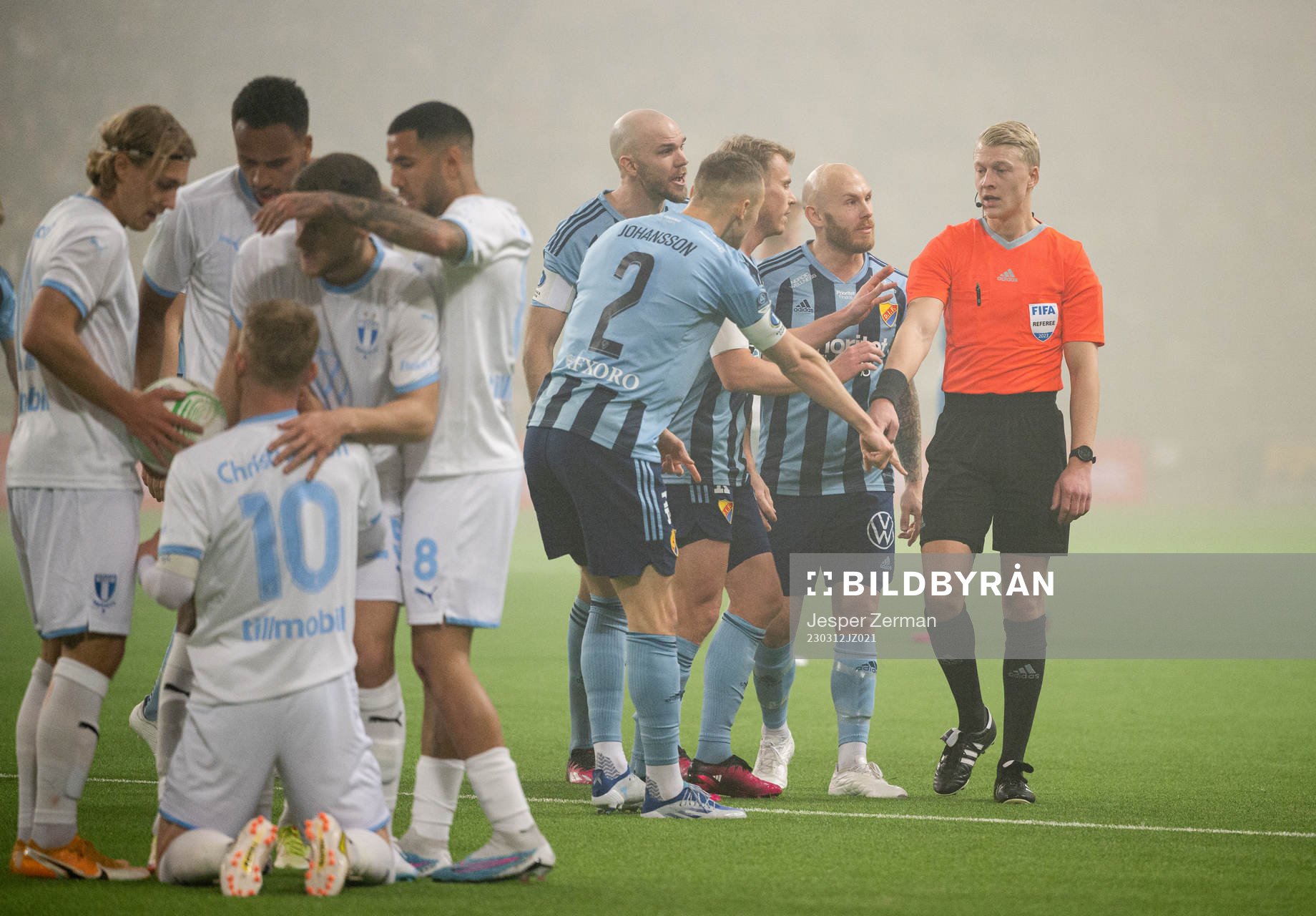 Djurgårdens Magnus Eriksson reagerar