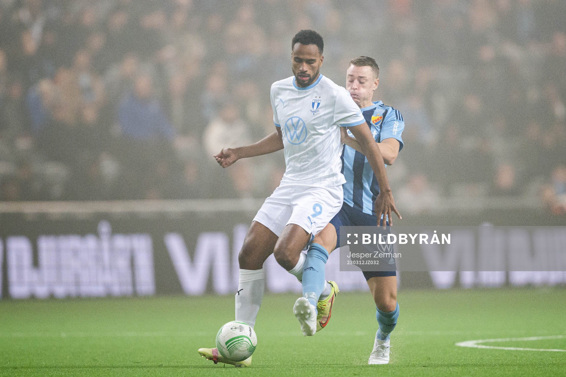 Malmö FFs Isaac Kiese Thelin och Djurgårdens Jesper