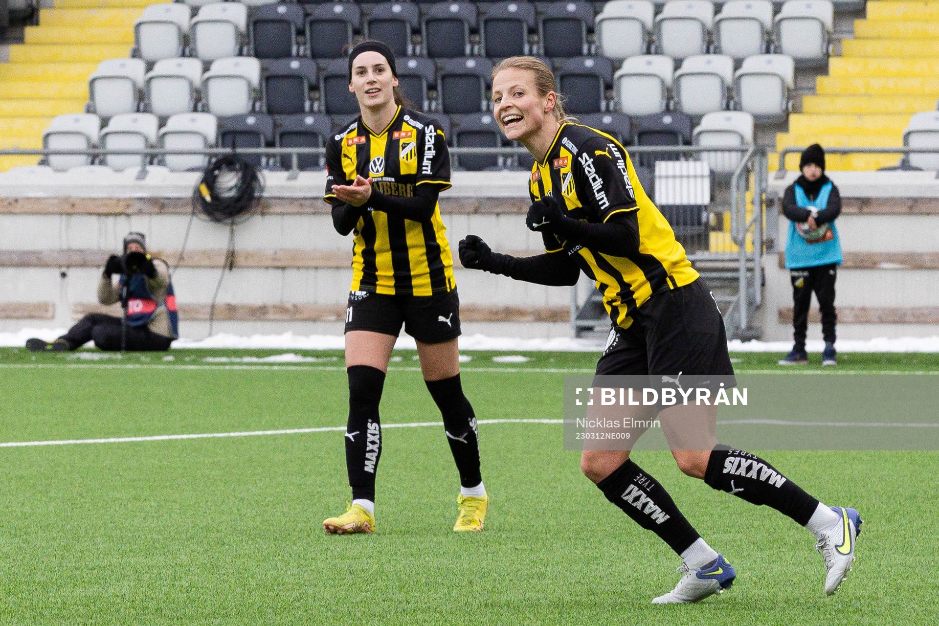 Häckens Anna Anvegård jublar
