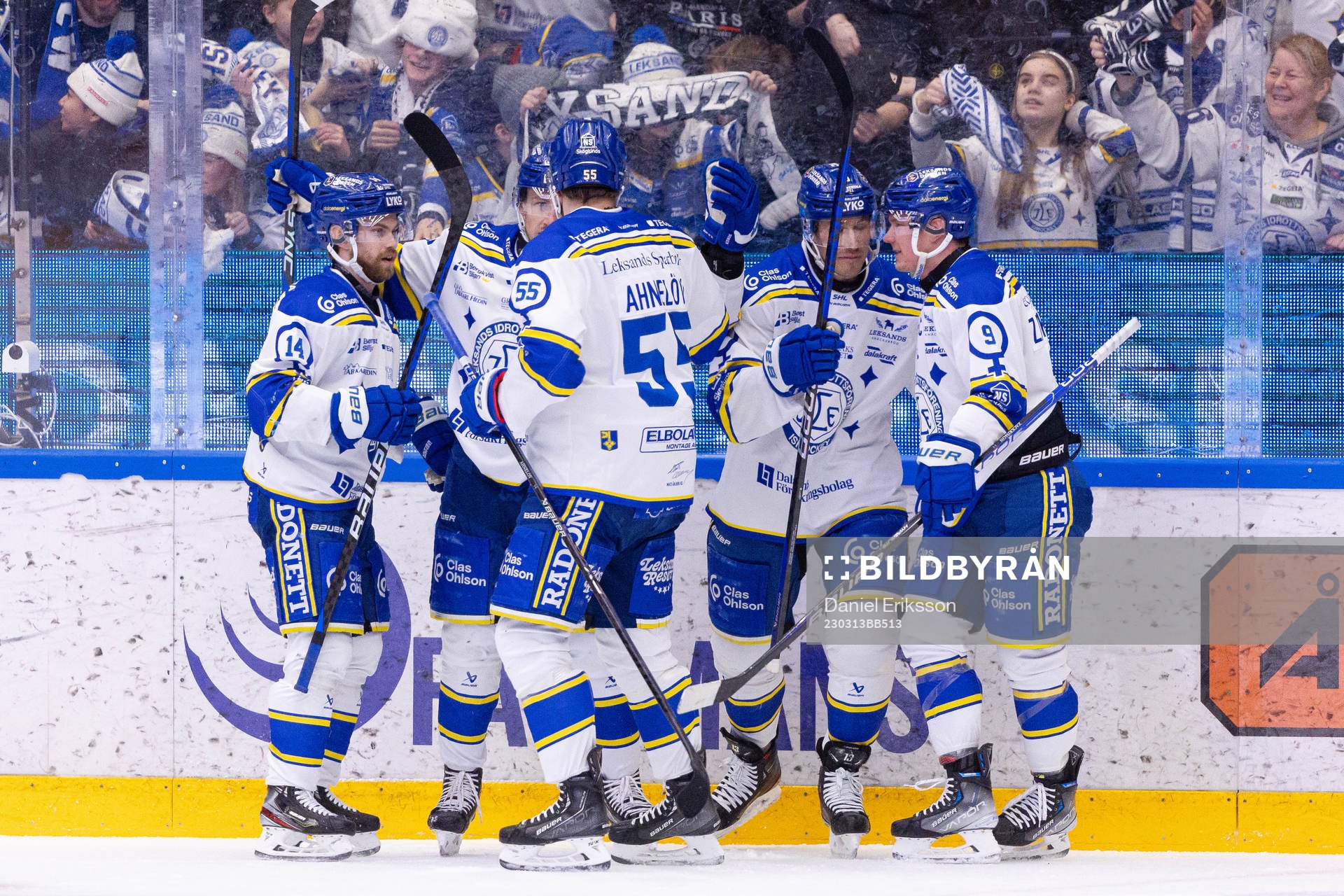 Leksands spelare jublar
