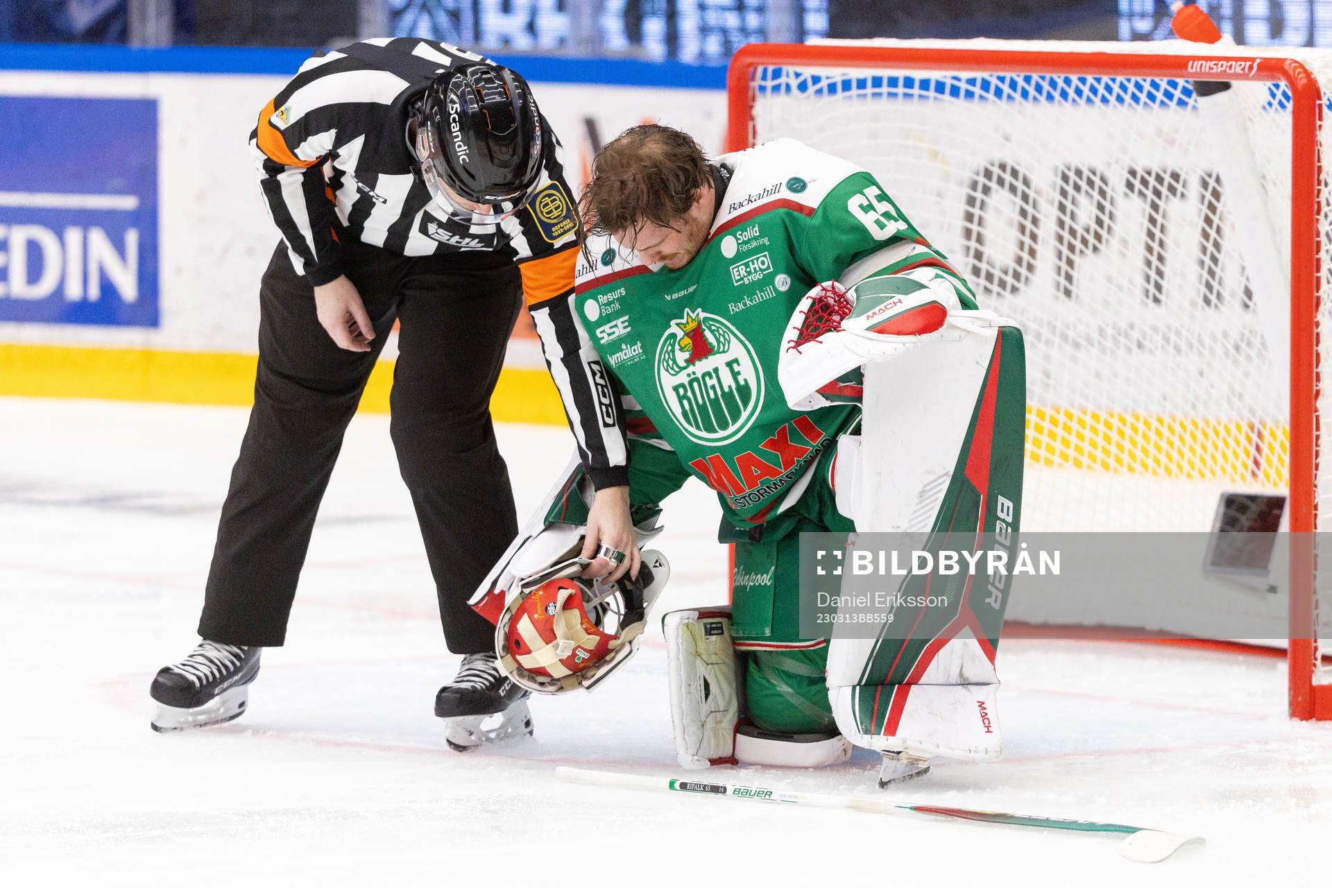 Rögles målvakt Christoffer Rifalk har ont