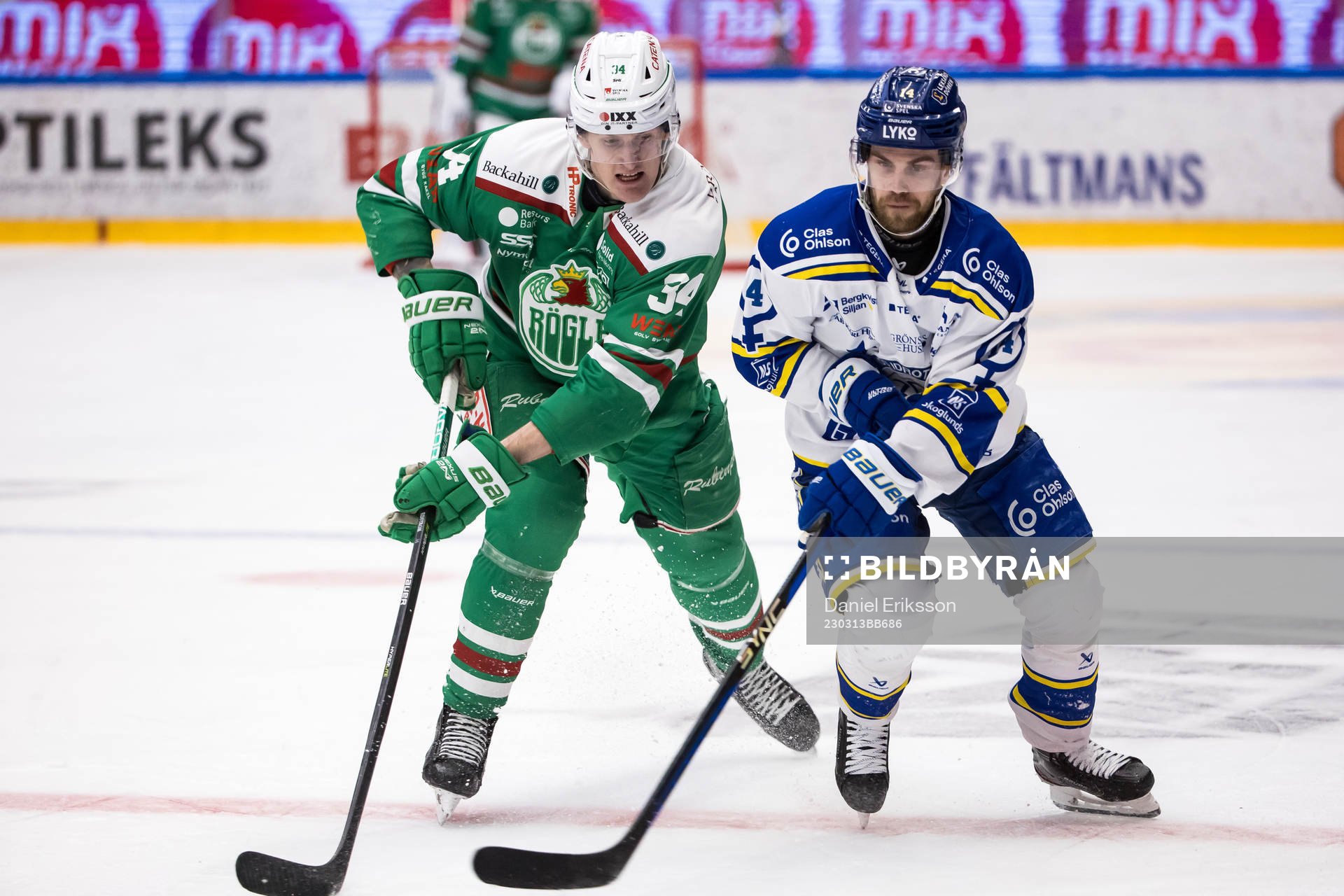 Rögles Adam Edström och Leksands Oskar Lang