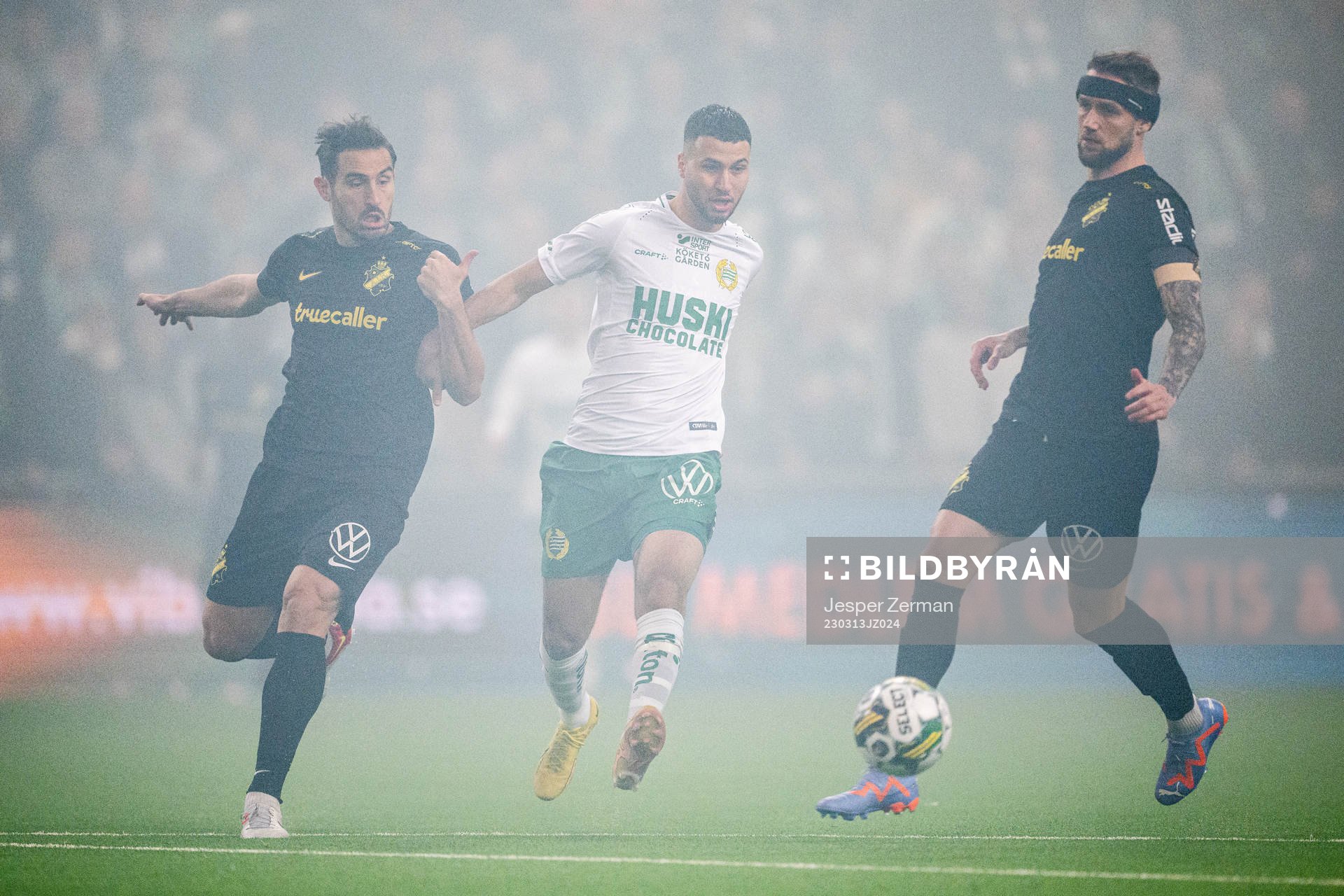 Hammarbys Abdelrahman Saidi i en kamp mot AIKs Sotirios