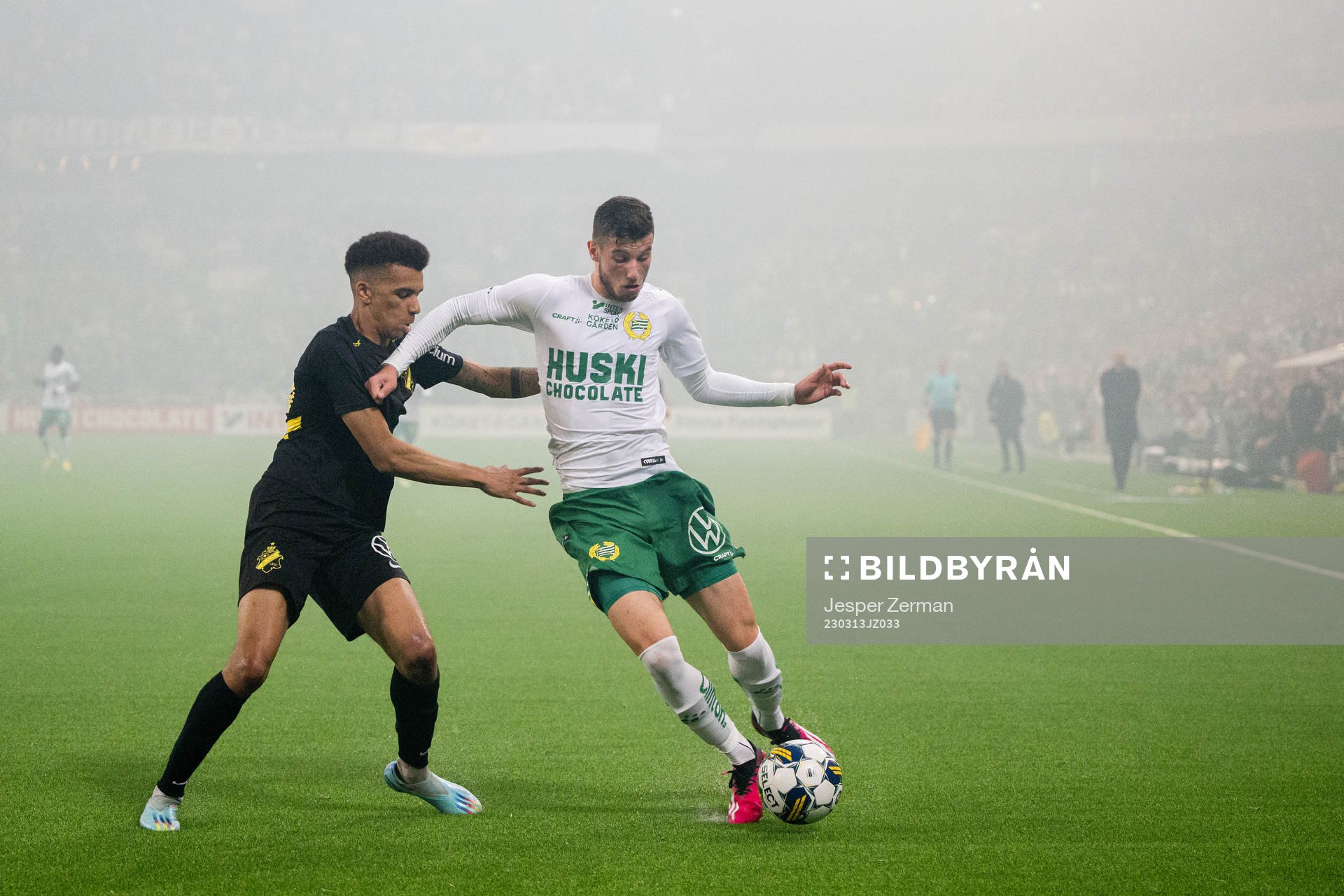 AIKs Rui Modesto och Hammarbys Viktor Djukanovic