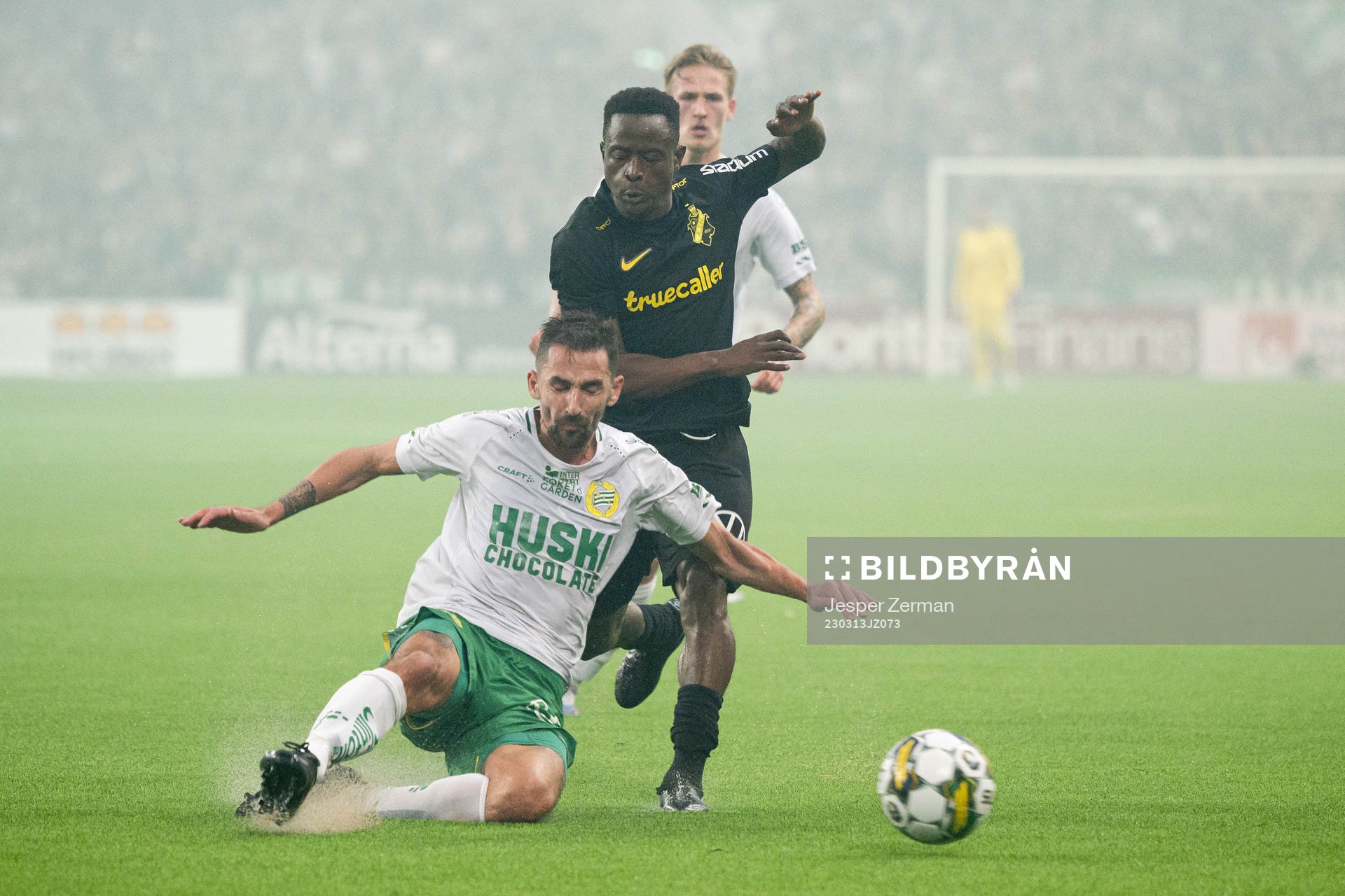 Hammarbys Loret Sadiku och AIKs Erick Otieno