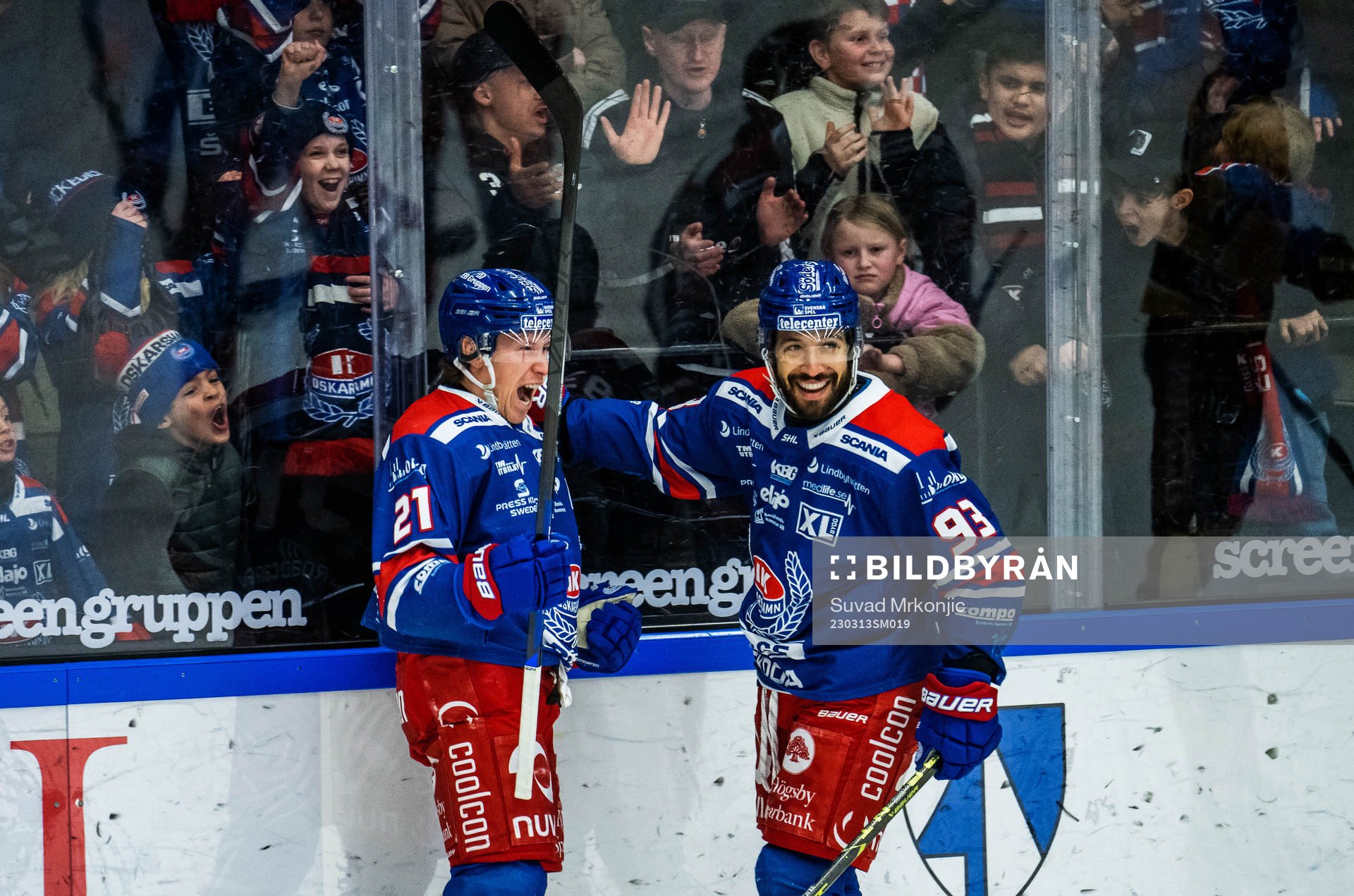 Oskarshamns Myles Powell jublar med Cameron Brace