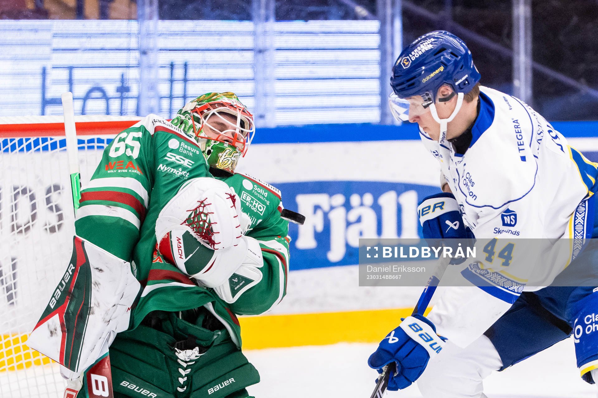 Leksands Carter Ashton oroar mot Rögles målvakt