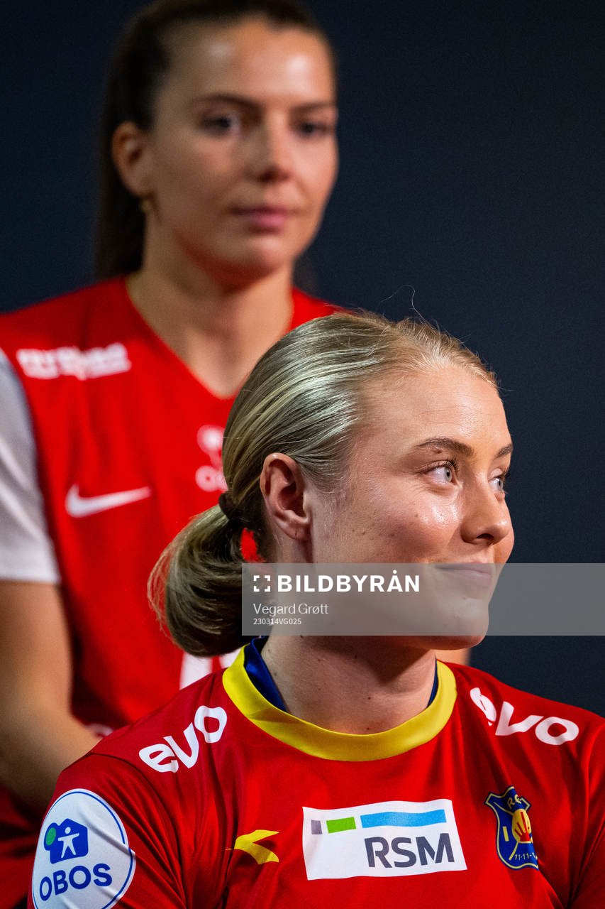 Sarah Suphellen of Røa and Cecilie Redisch Kvamme of Brann