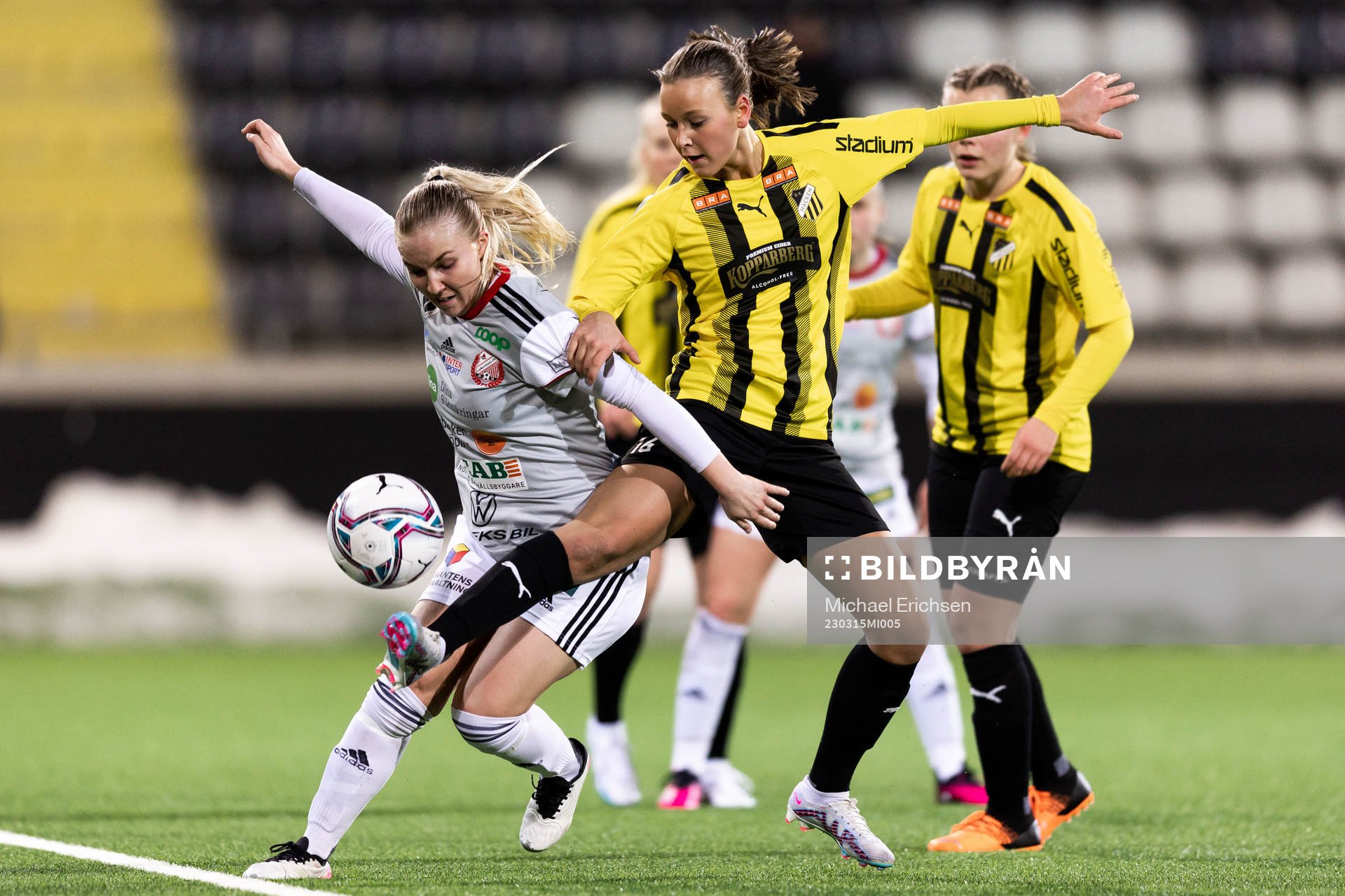 Lidköpings Janina Bramberg och Häckens Wilma Lantz
