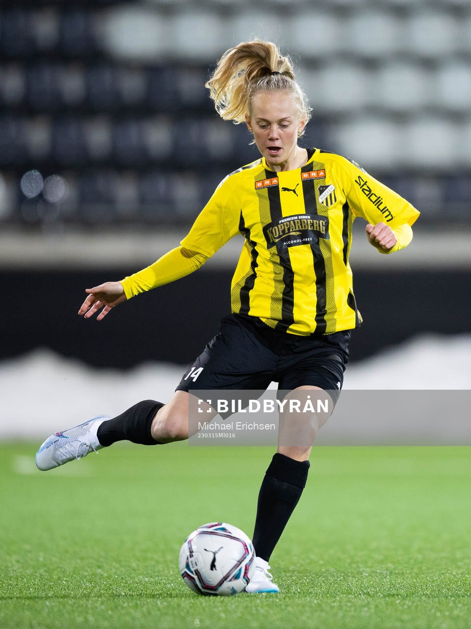 Häckens Molly Johansson