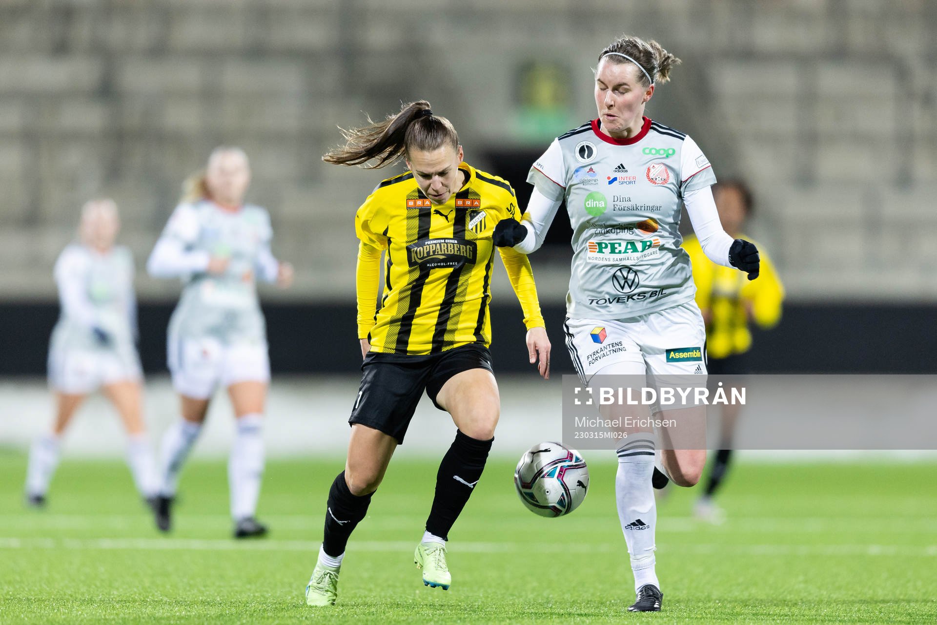 Häckens Dora Zeller och Lidköpings Emma Gabrielsson