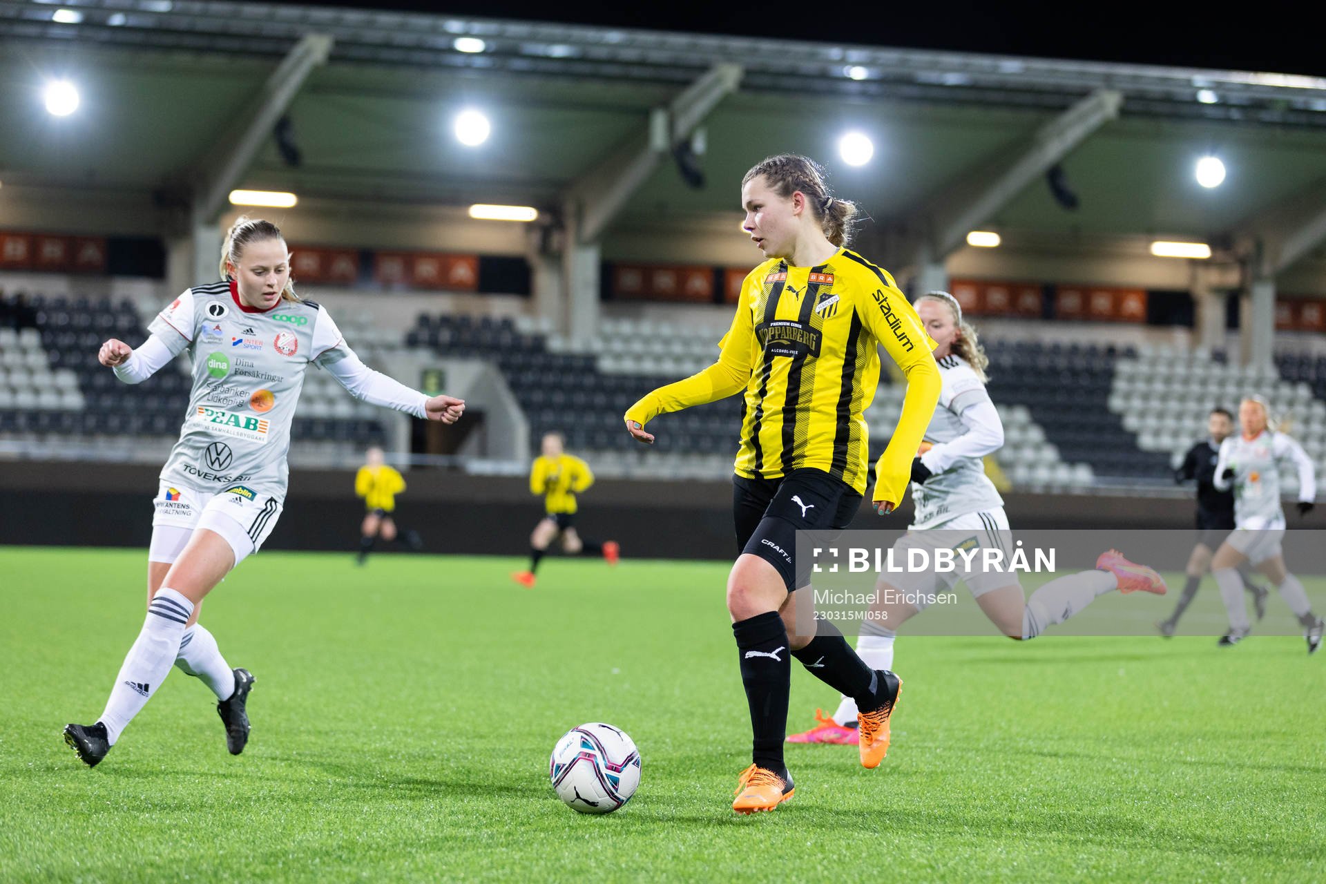 Häckens Alexandra Hellekant
