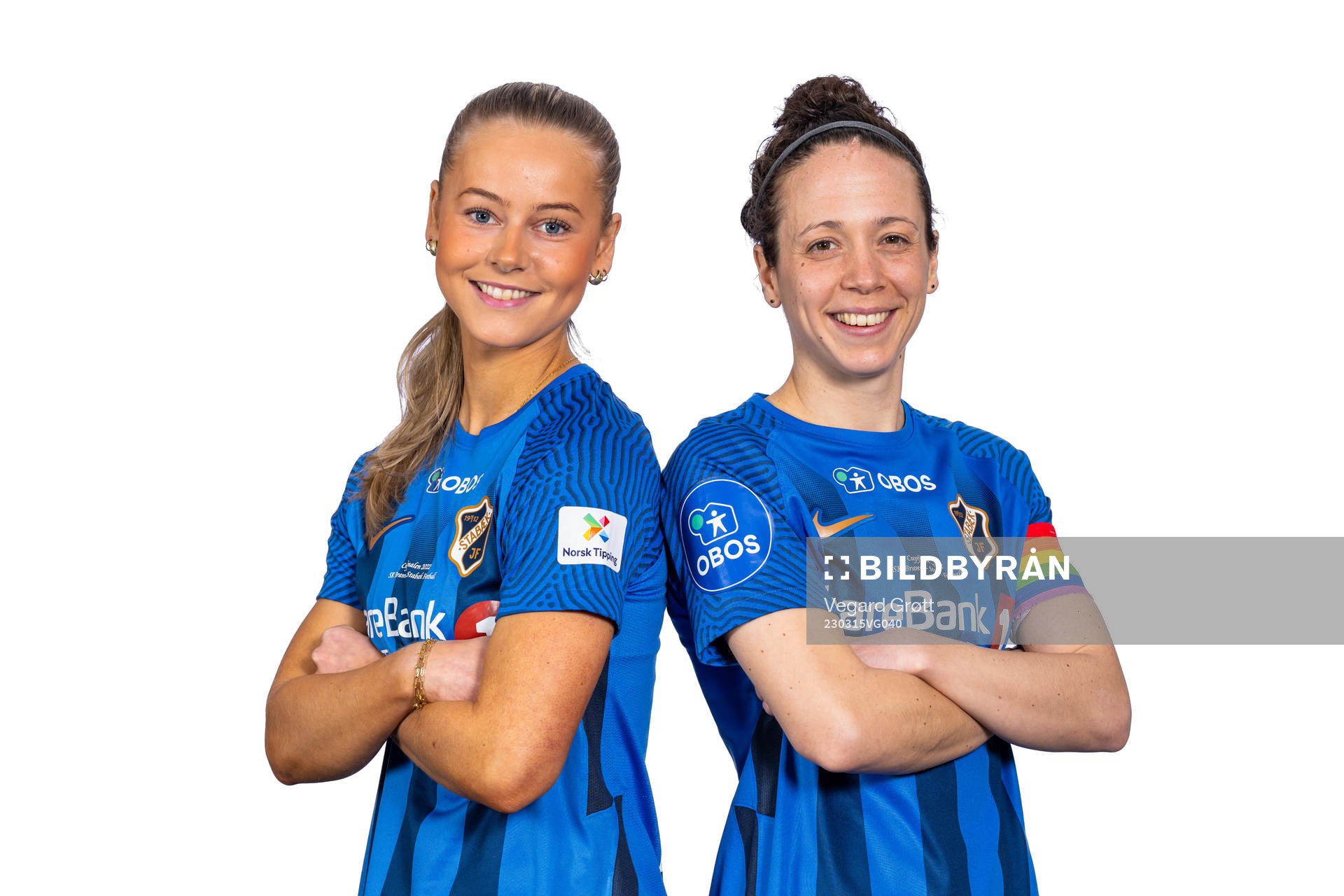 Selma Pettersen and Melissa Bjånesøy of Stabæk pose for