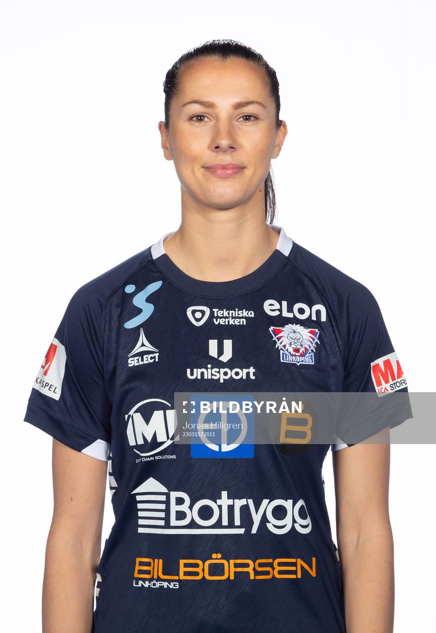 Linköpings Nellie Karlsson poserar för ett porträtt den 15 mars2023 i Linköping.