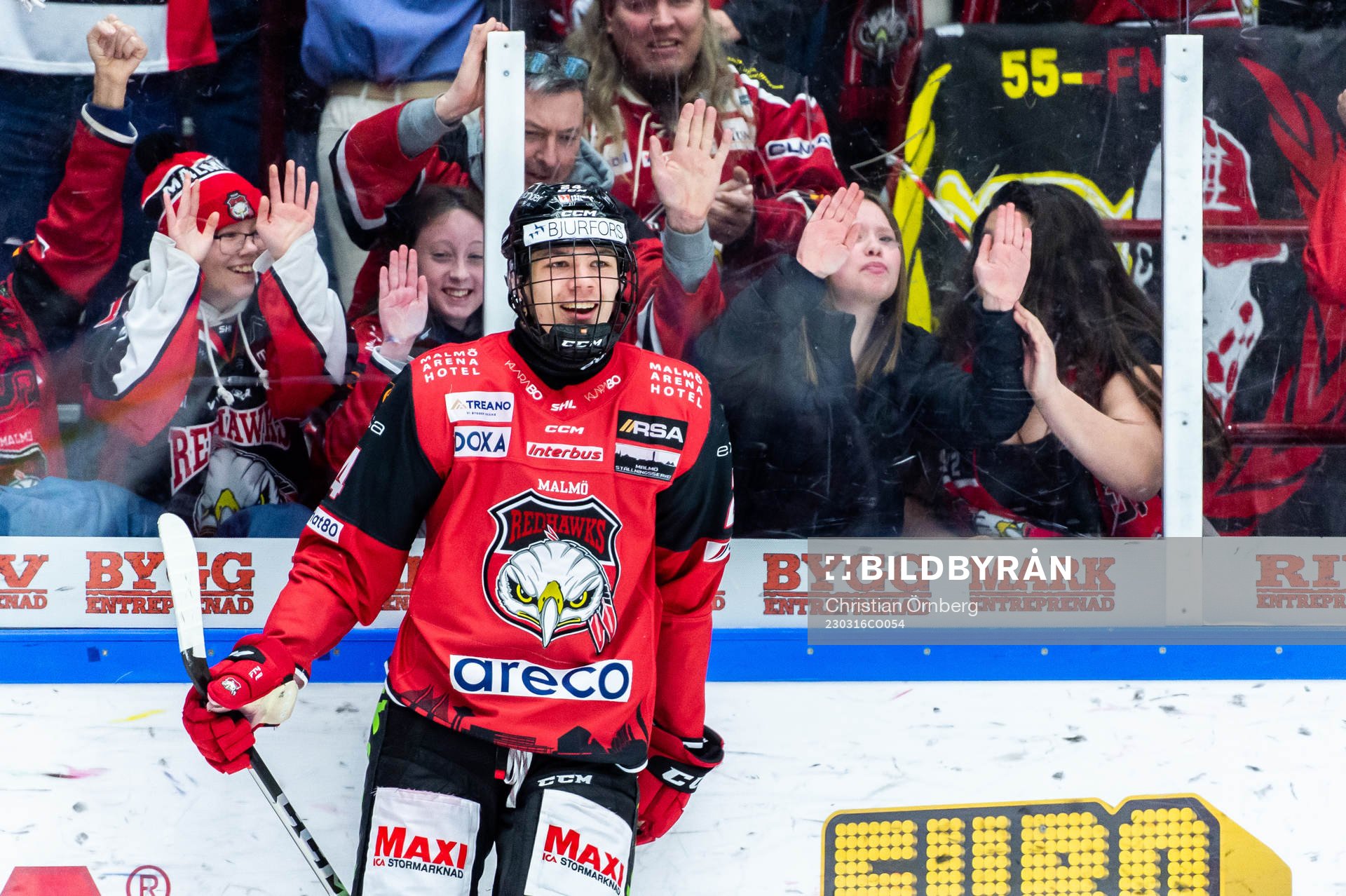 Malmö Redhawks Anton Wahlberg jublar