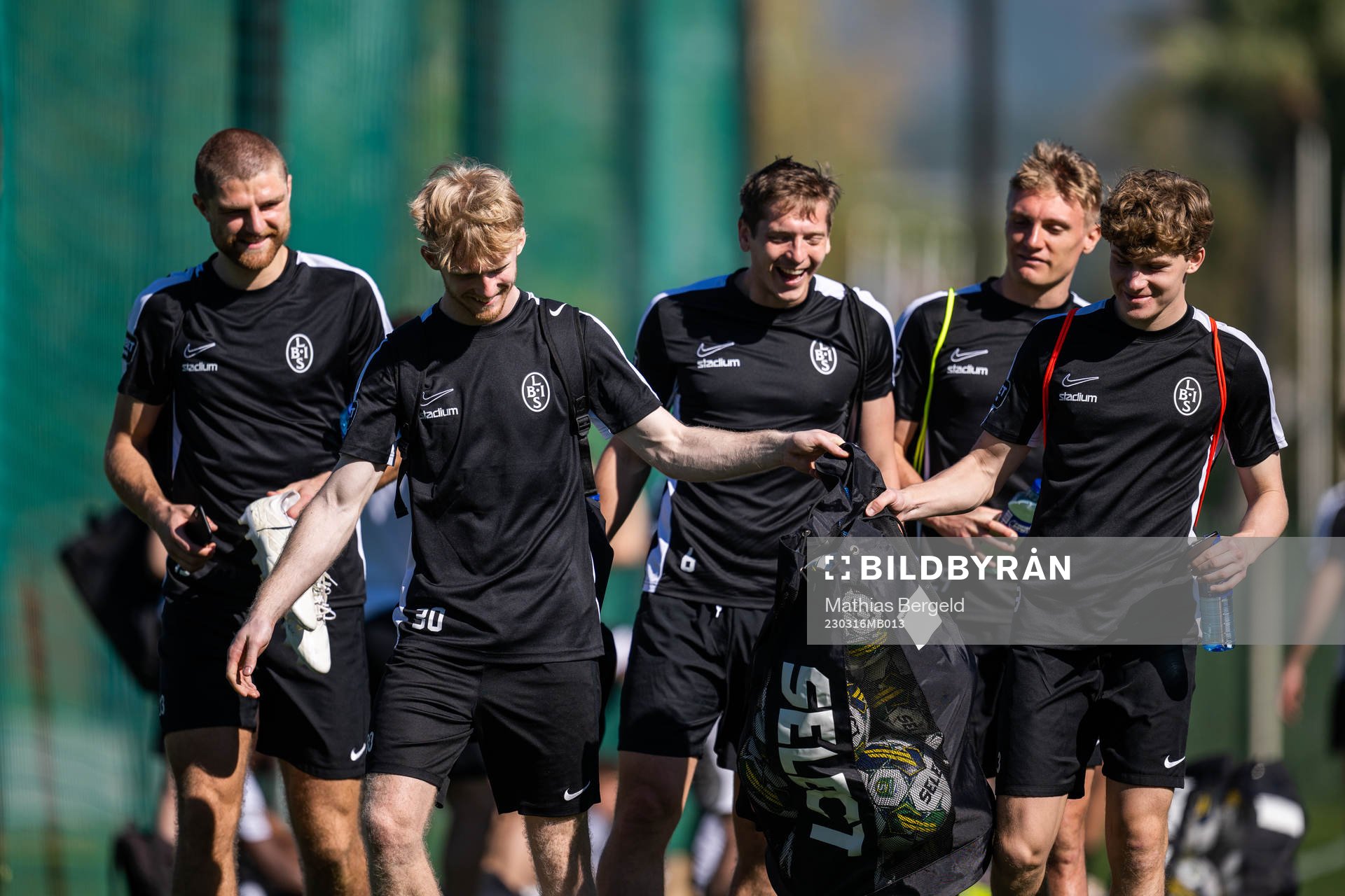 Erik Hedenquist, målvakt Hampus Pauli, Philip Andersson, målvakt Svante Hildeman och Jacob Perleman under en fotbollsträning med Landskrona den 16 mars 2023 i Marbella.
