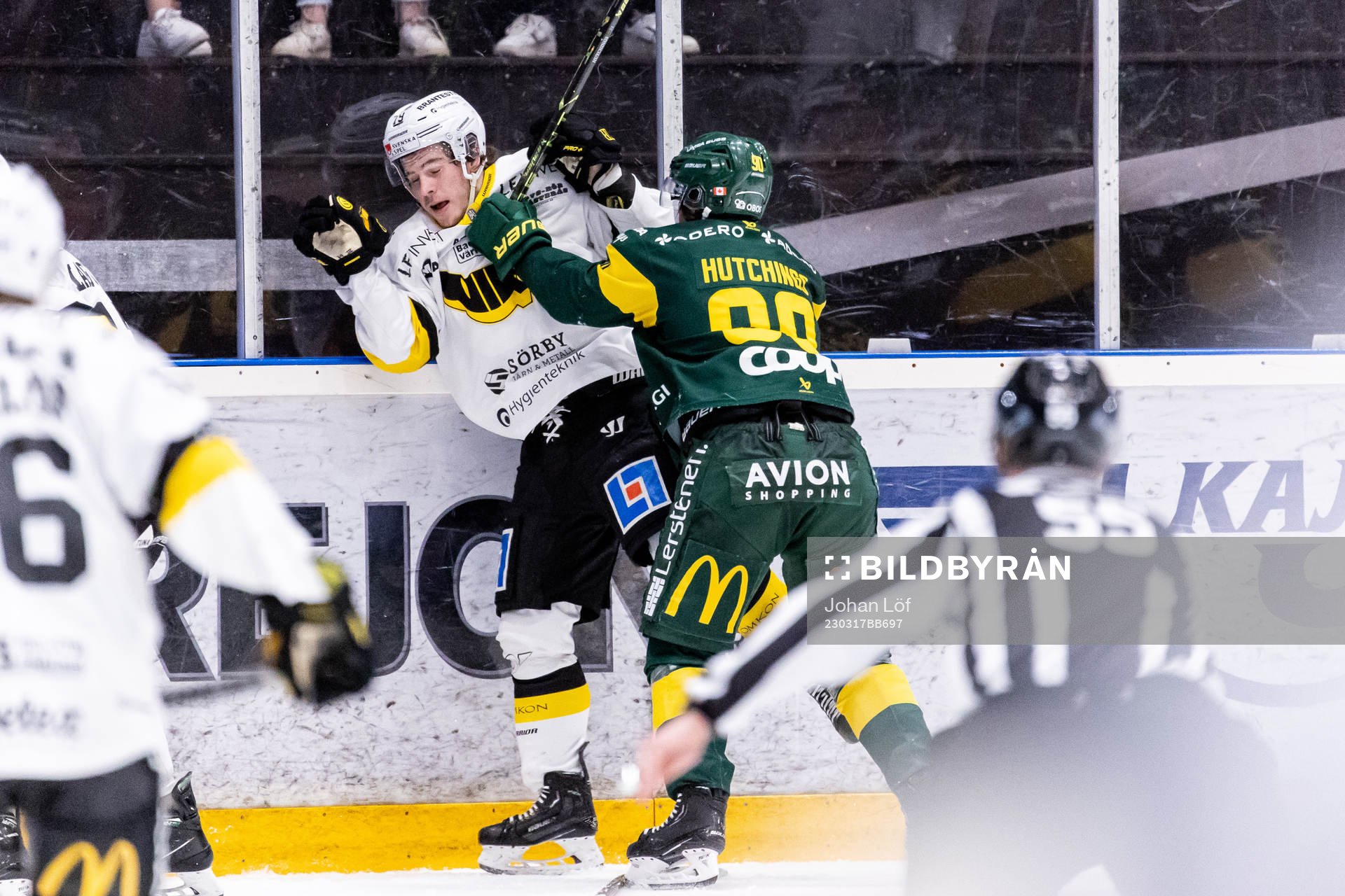 Västerås Gabriel Kangas och Björklövens Alex Hutchings