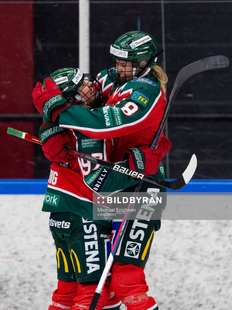 Frölundas Jill Kündig jublar