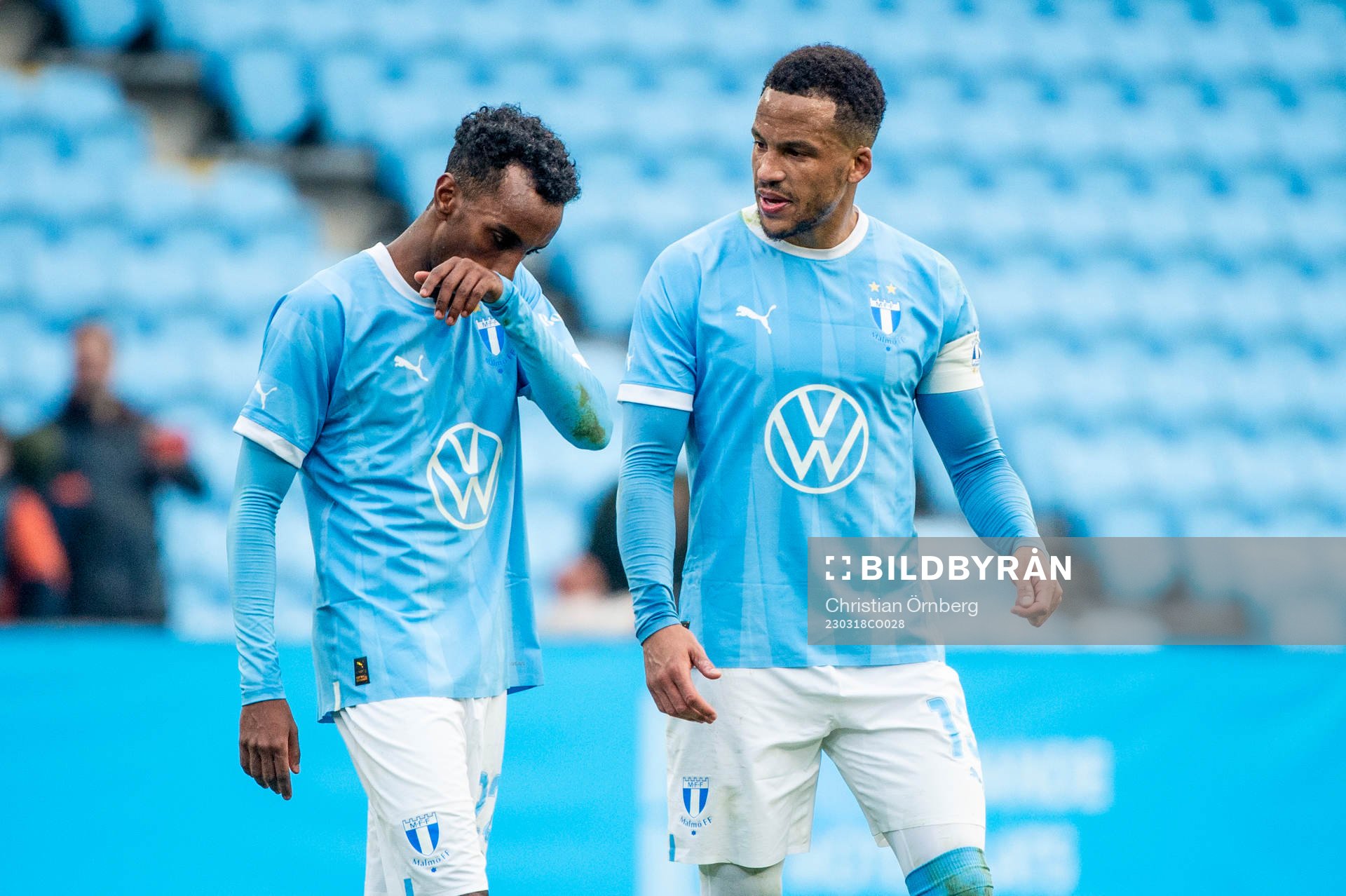 Malmö FFs Taha Ali och Martin Olsson deppar