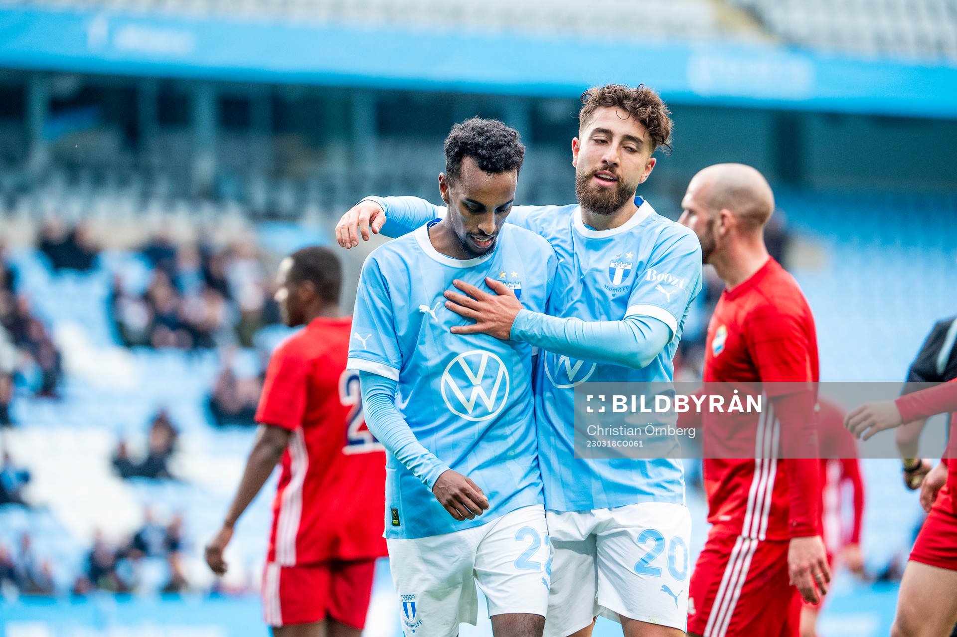 Malmö FFs Taha Ali jublar