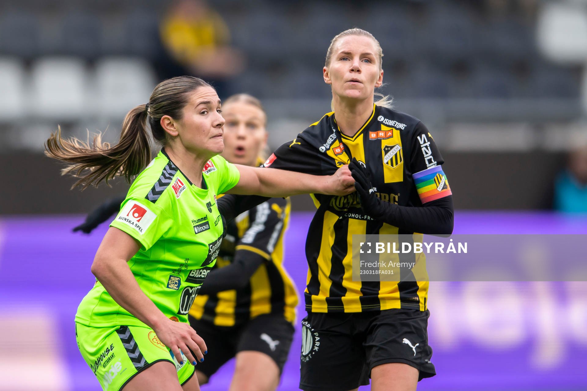 Kristianstads Carly Wickenheiser och Josefine Rydbrink