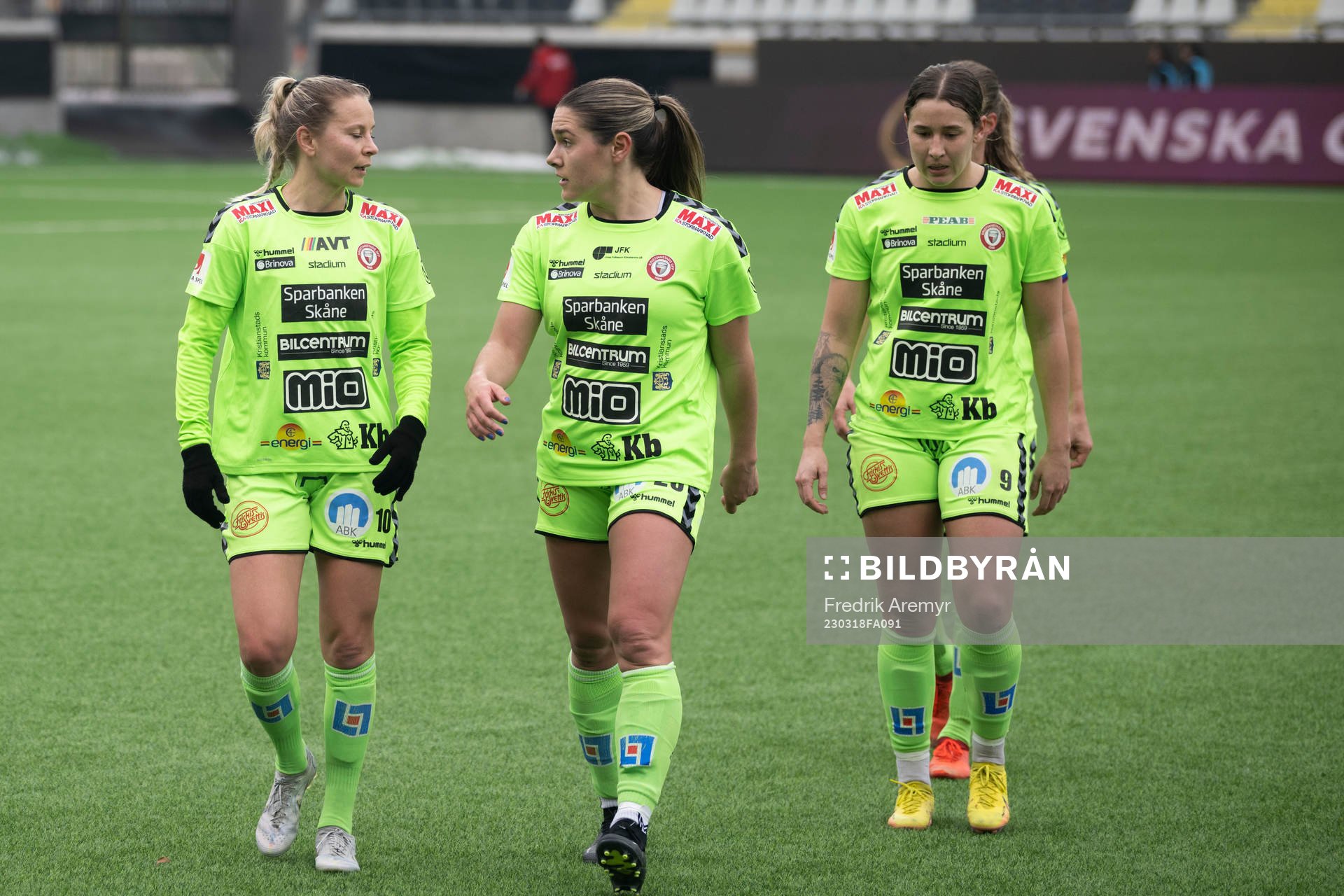 Kristianstads Emmi Alanen, Carly Wickenheiser och Tabitha