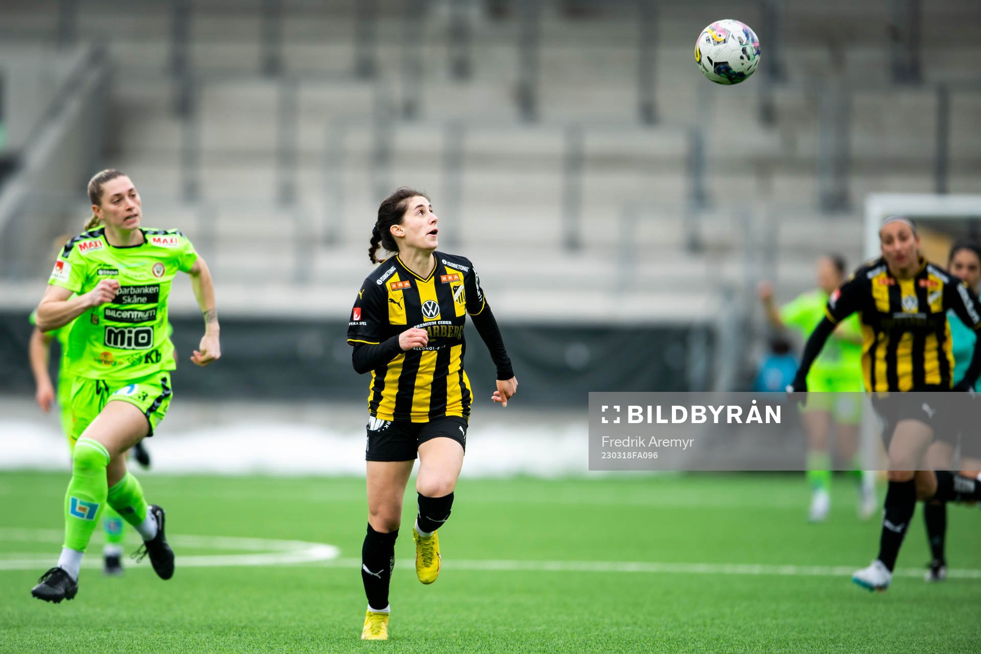 Häckens  Clarissa Larisey
