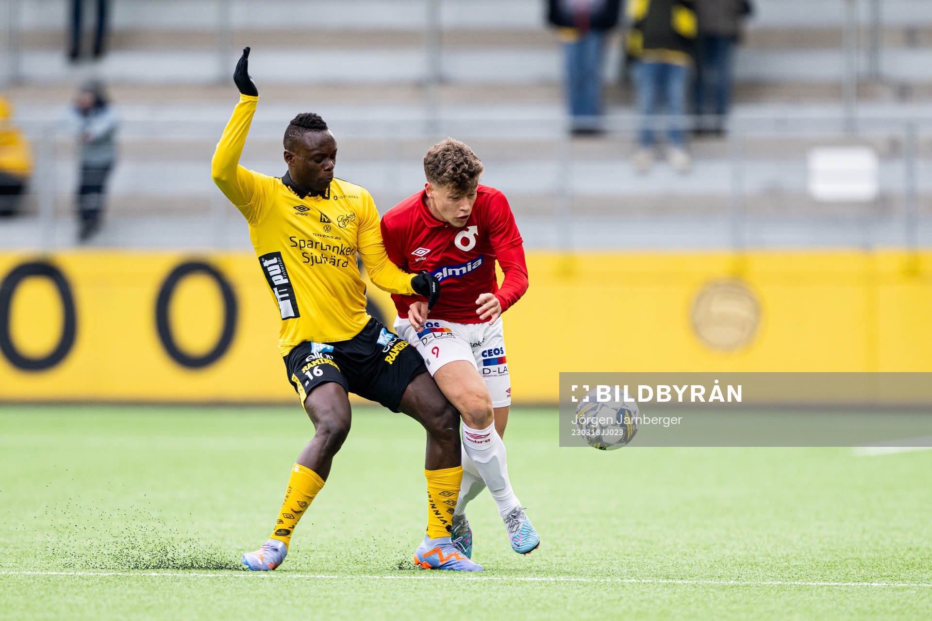 Elfsborgs Timothy Noor Ouma och Degerfors Gustav Lindgren