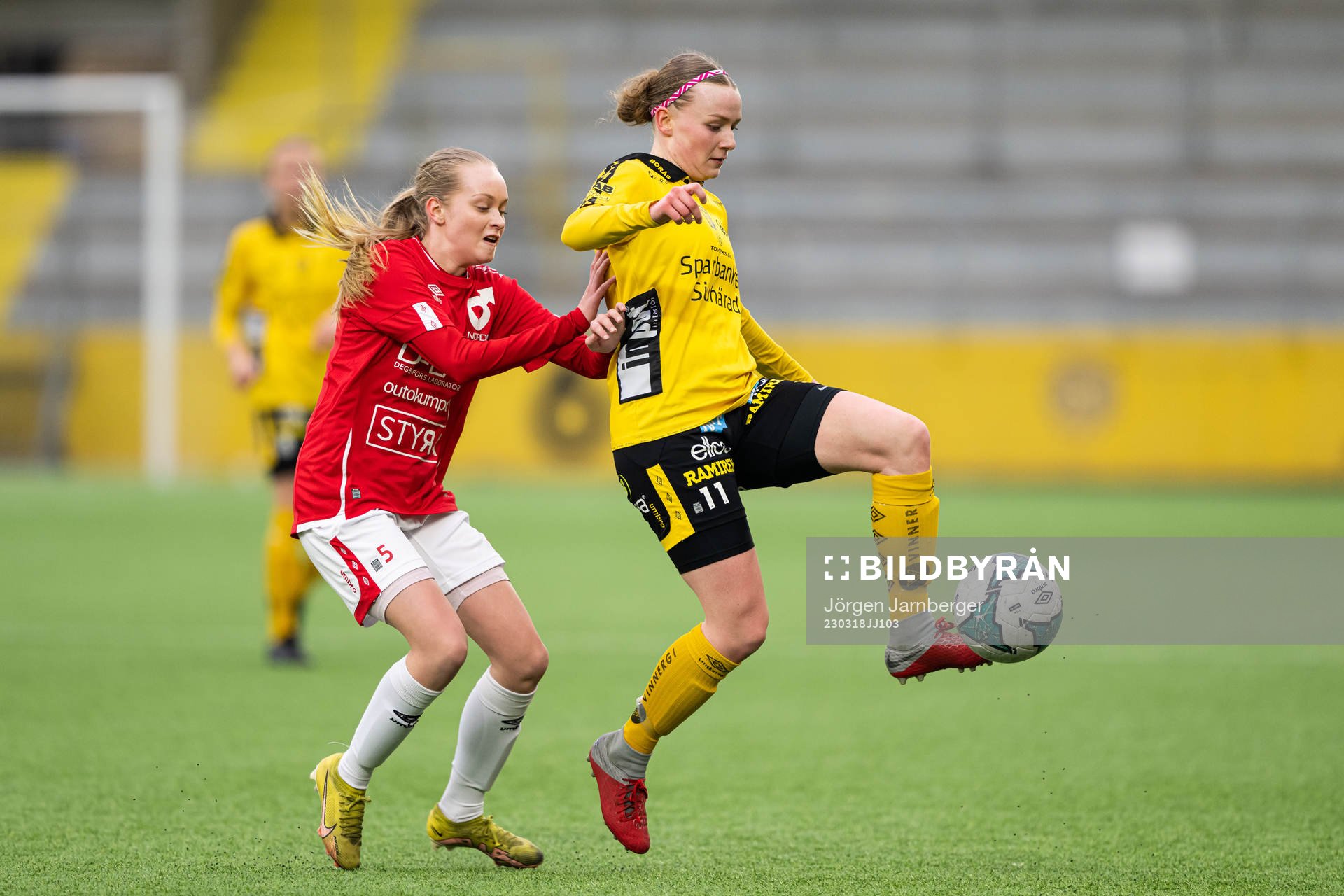 Degerfors Emma Jansson och Elfsborgs Leann Nyström