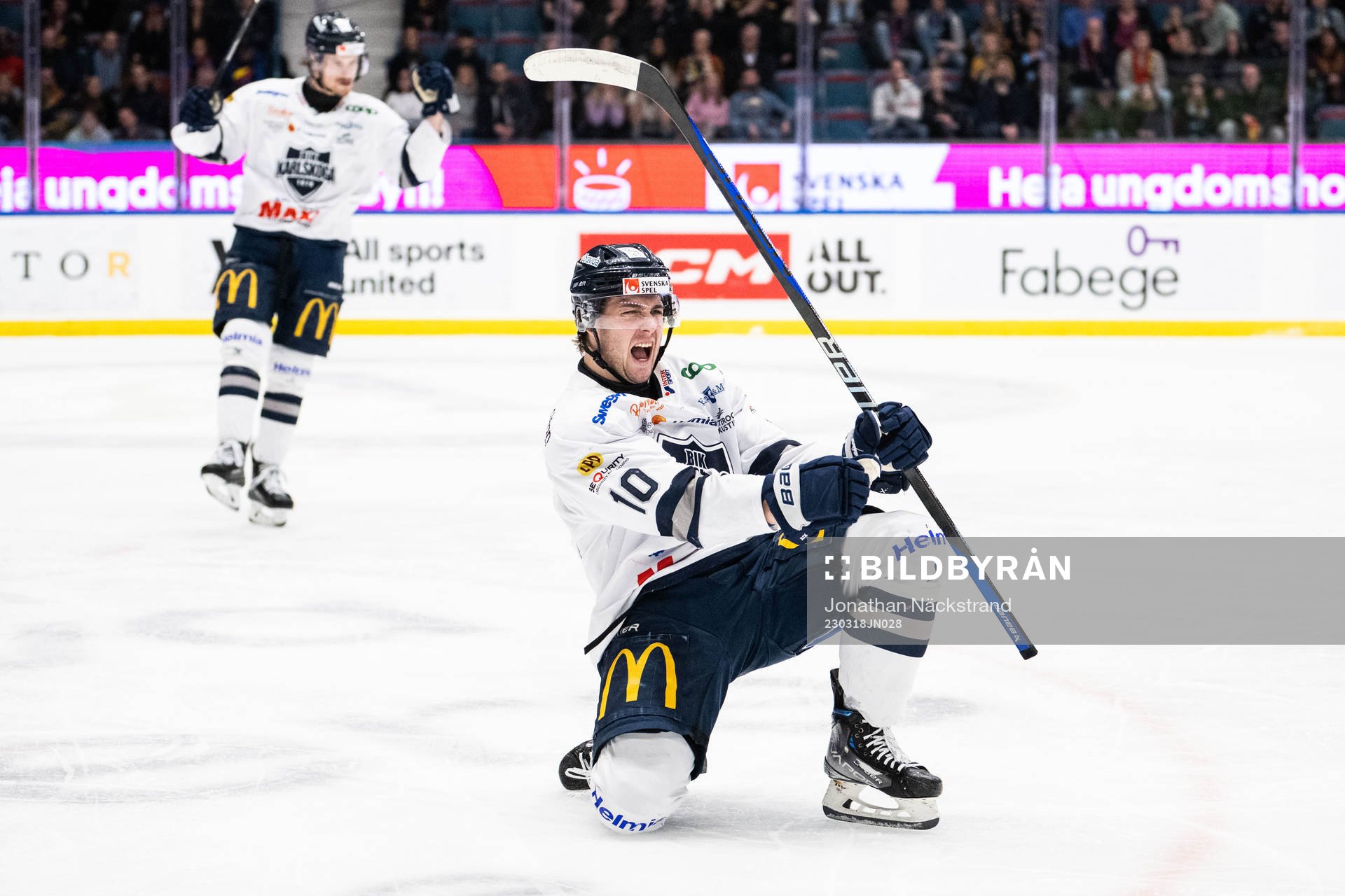 Karlskogas David Lilja jublar