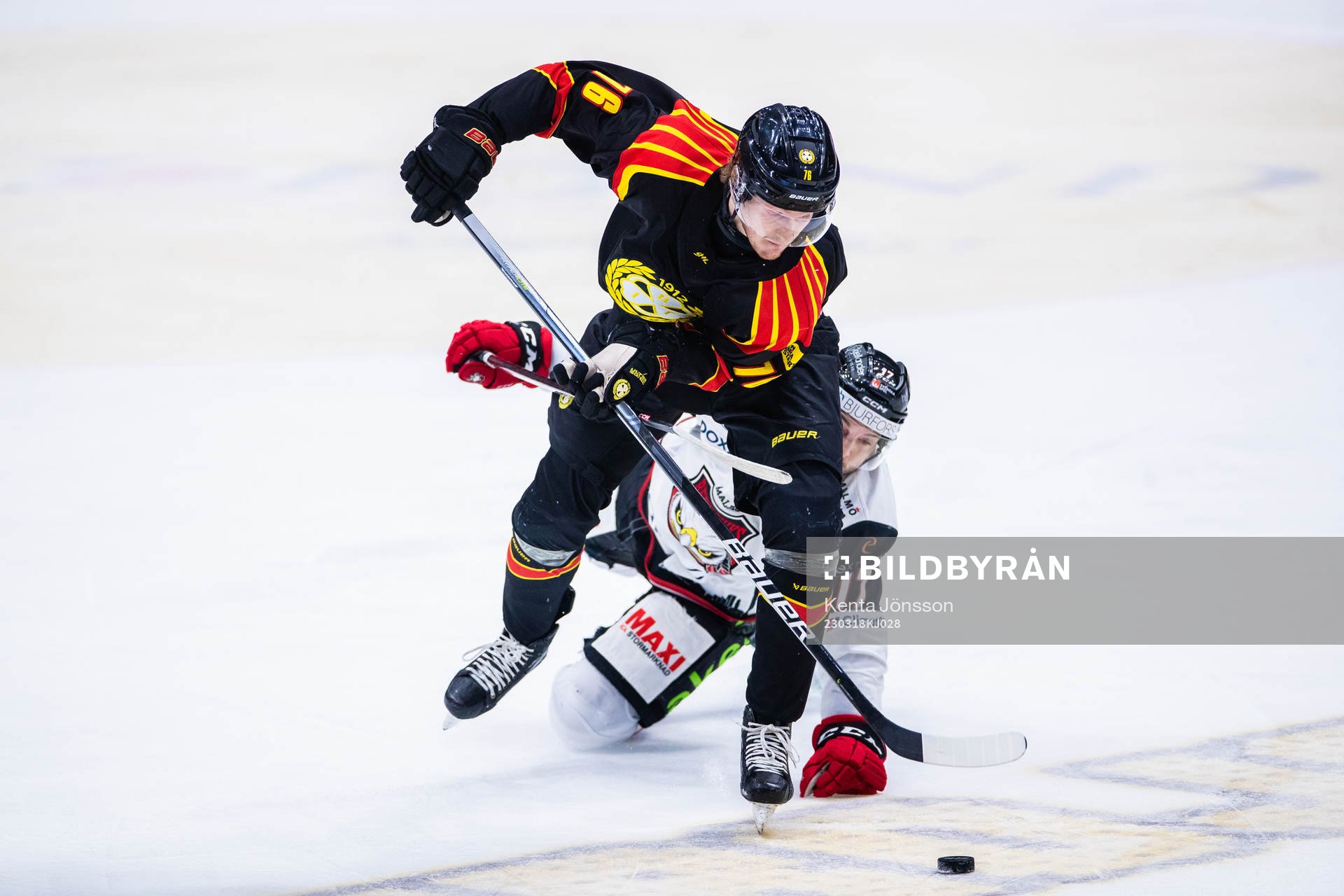 Brynäs Oskar Kvist och Malmö Redhakws Pathrik Westerholm