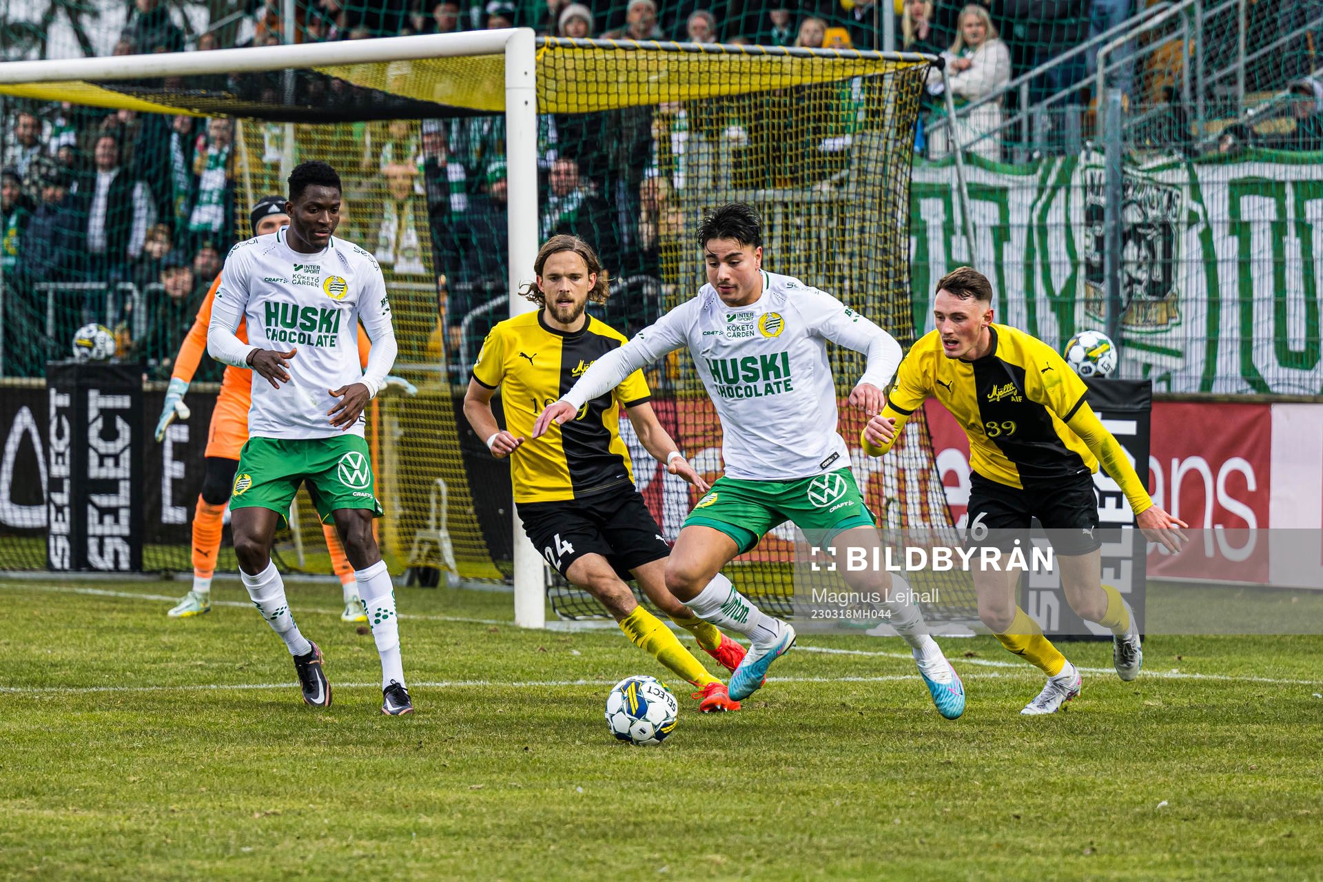 Hammarbys Jusef Erabi, Mjällbys Tom Pettersson och